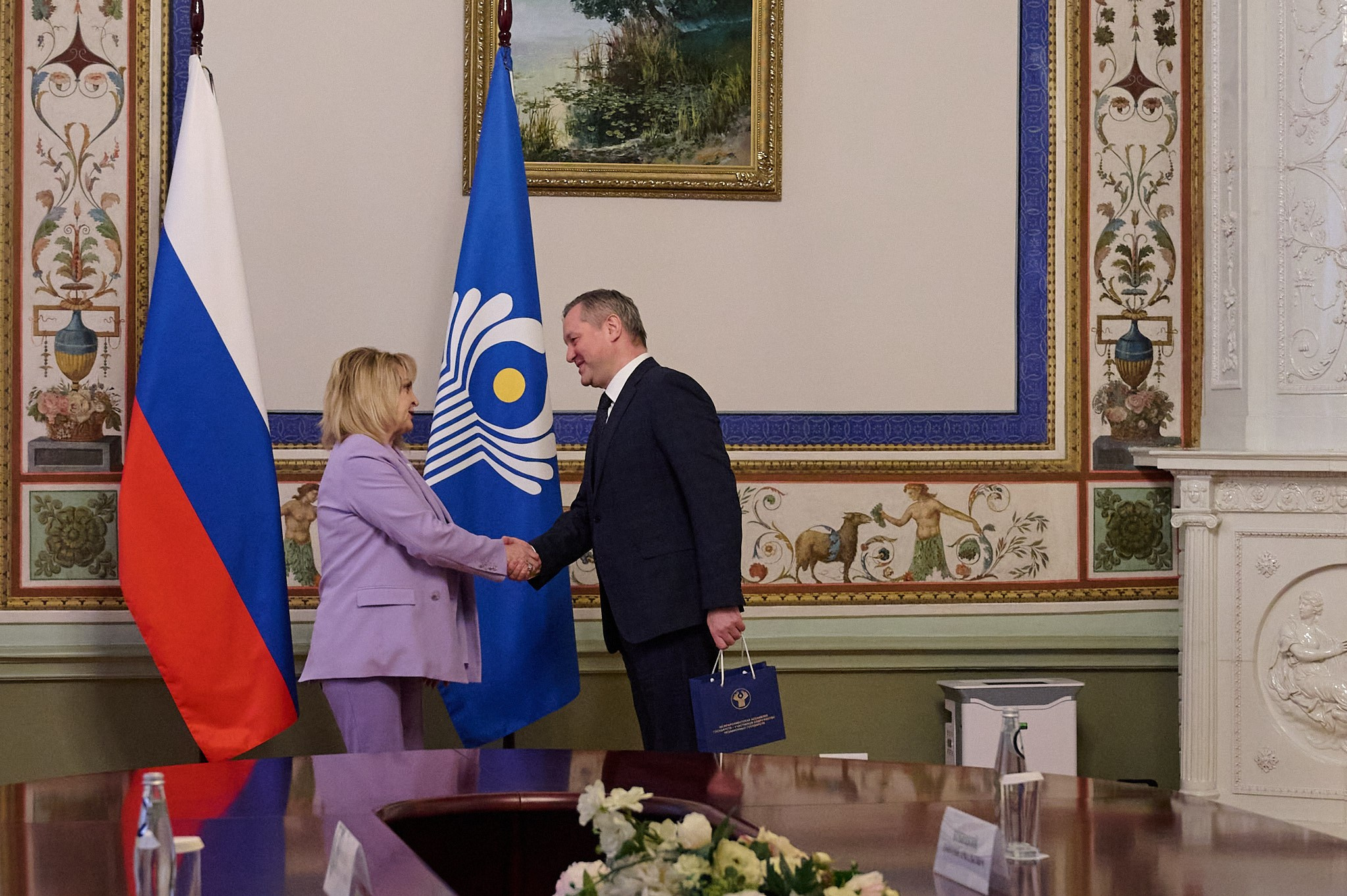 30-летие избирательной комиссии РФ // научно-практическая конференция. Репортажный фотограф в Санкт-Петербурге Диана Ларченкова