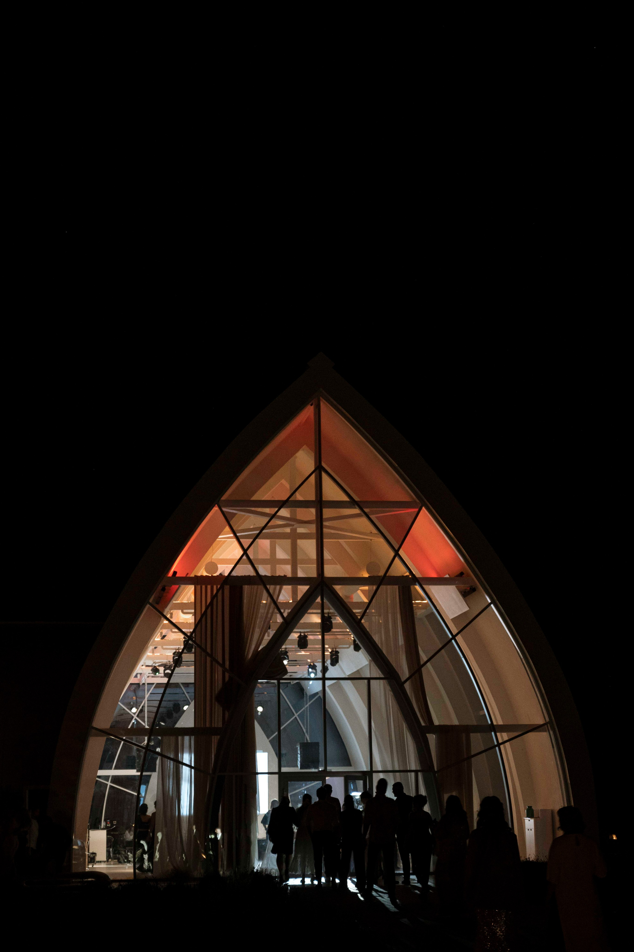 Василий и Анастасия — Сон в летнюю ночь. Фотограф Антон Горин