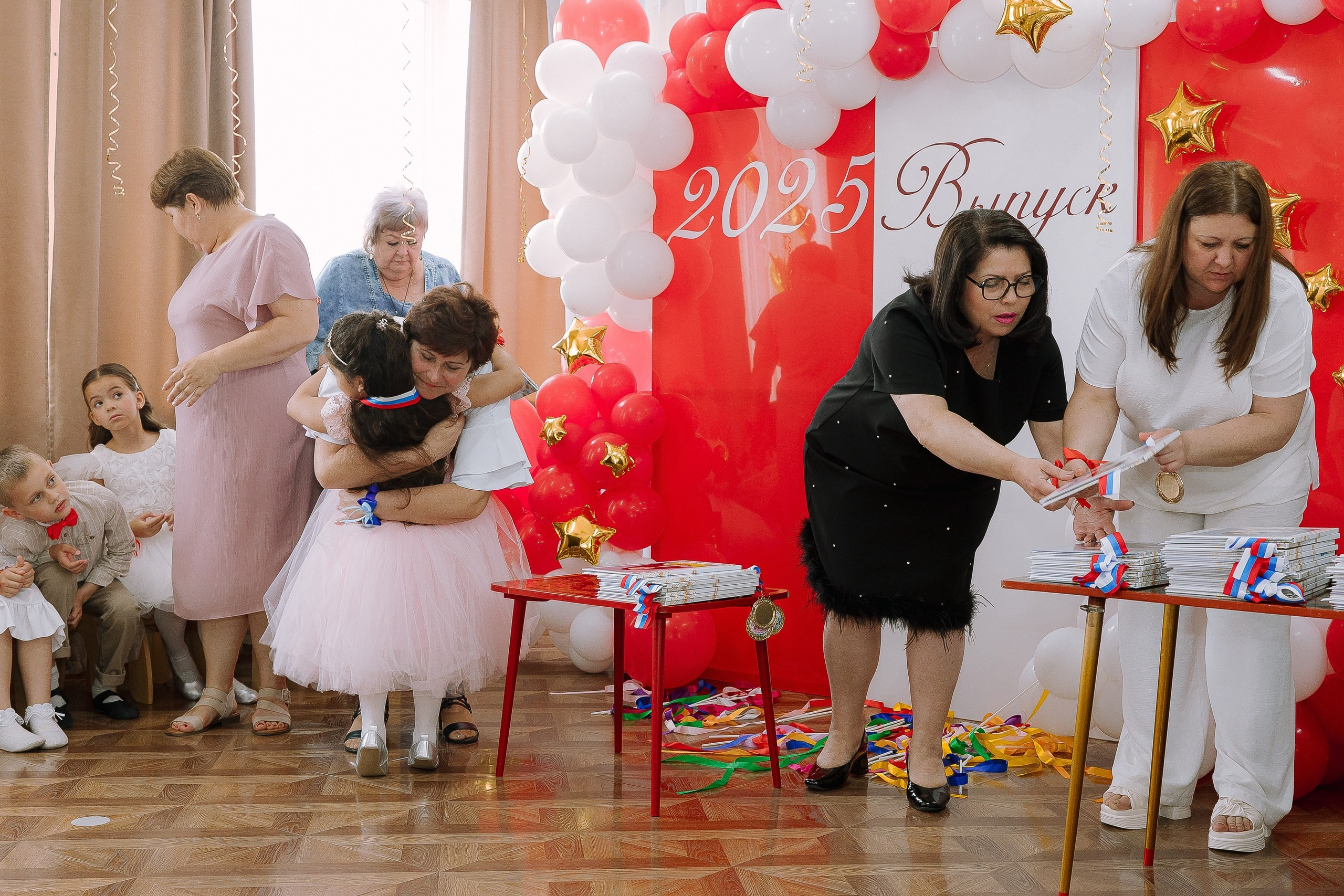 Выпускной в ДС 26. Выпускные альбомы Натальи Бутко: Новороссийск, Анапа, Геленджик