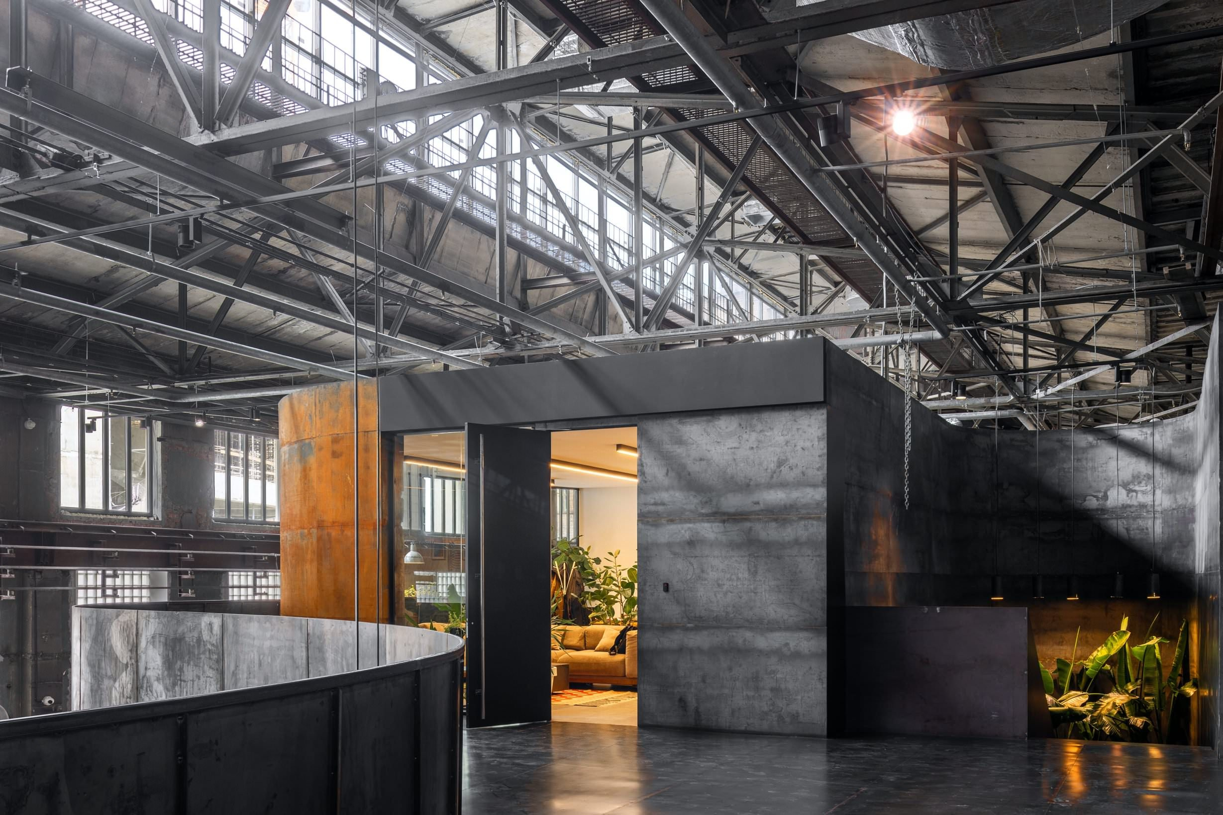 Sample of commercial portfolio of photographer Vadim Sherbakov. Vadim Sherbakov Portfolio