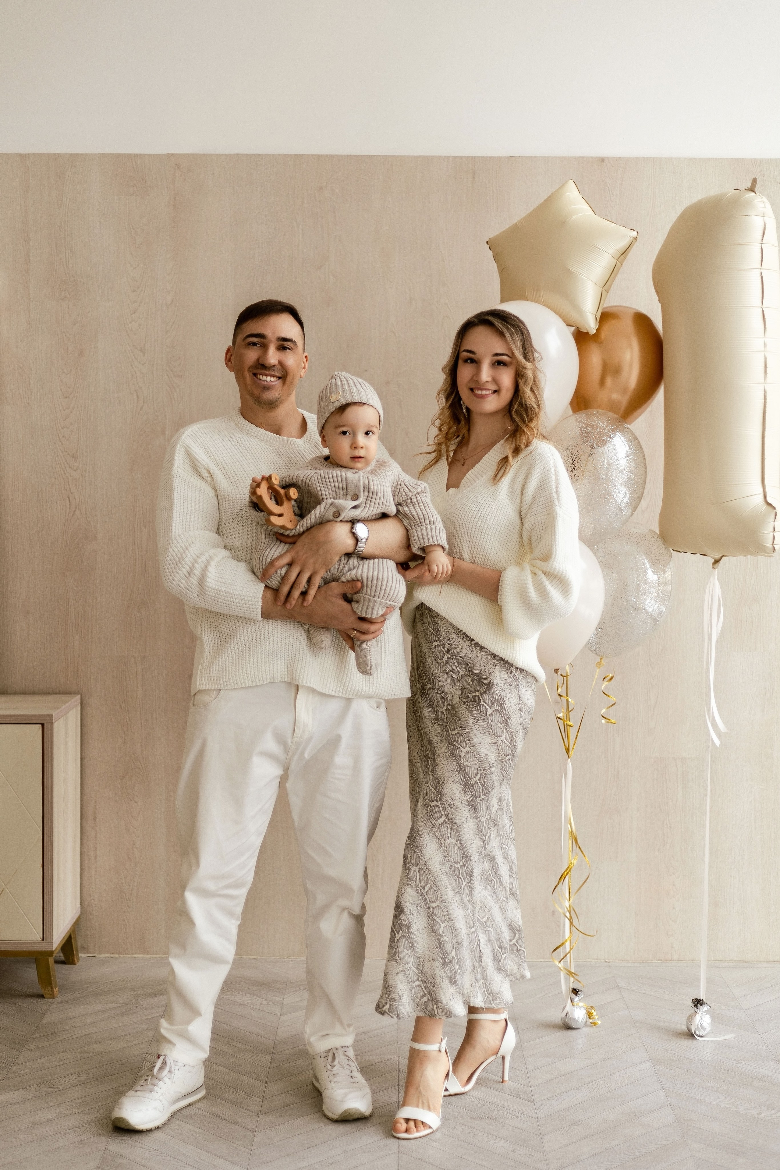 Семейные фото на годиках. Фотограф новорожденных Серпухов, Протвино, Москва I Марина Бурмистрова