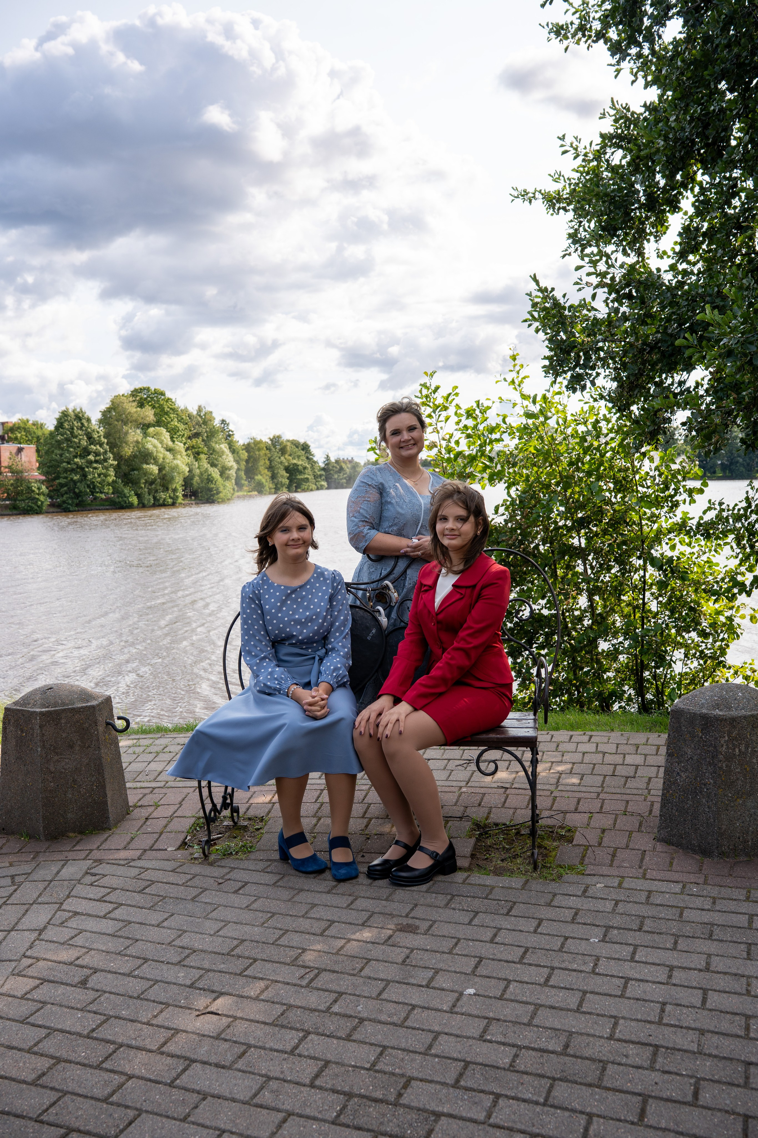 Фотосессия для семьи в парке. Студийный и портретный фотограф в САНКТ-ПЕТЕРБУРГЕИрина Махаон