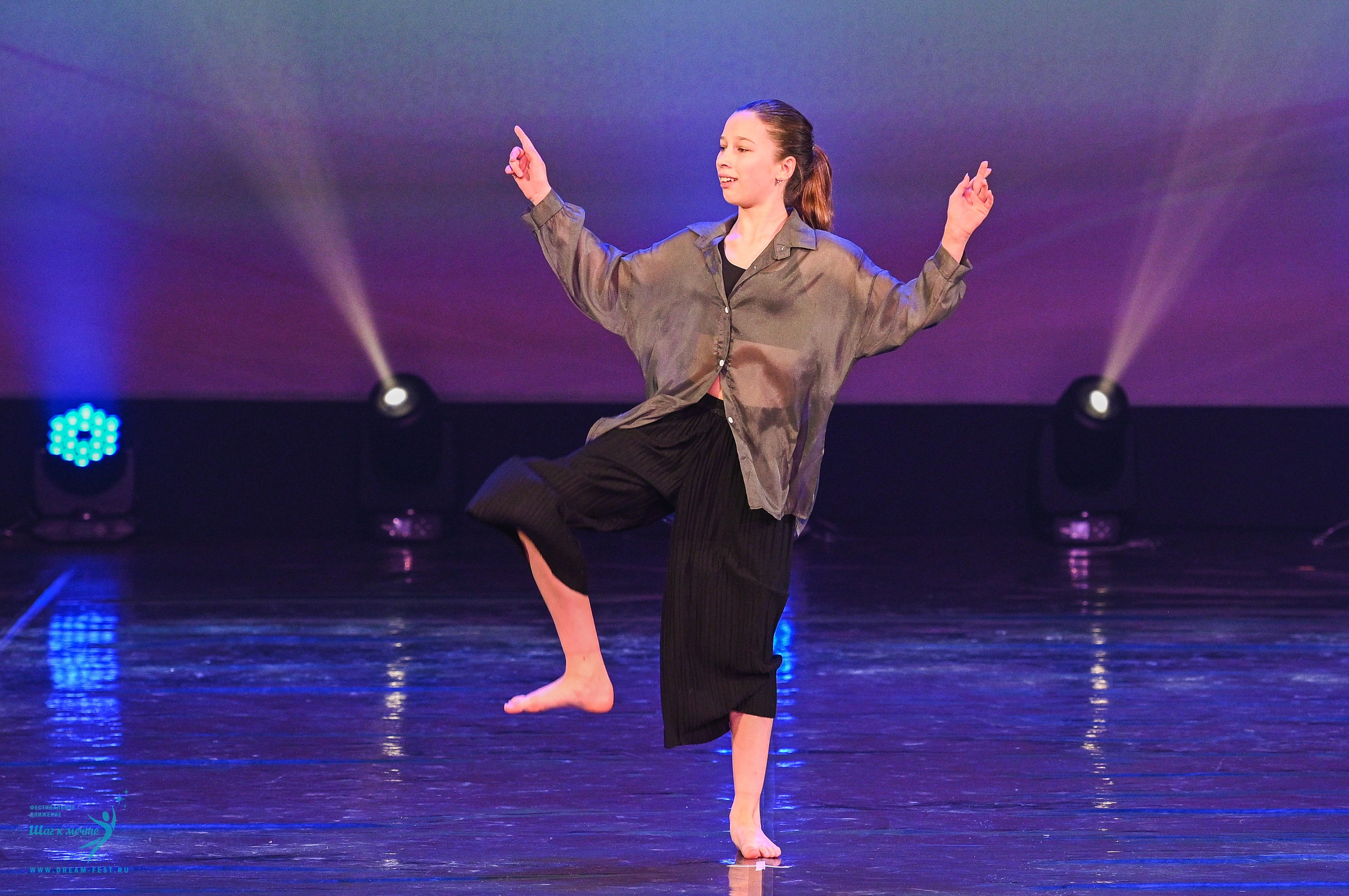 24.05.2025 «Мир под названием — Искусство танца» Фестивальное движение «Шаг к мечте» г. Кострома. Медиастудия Фото Концепт