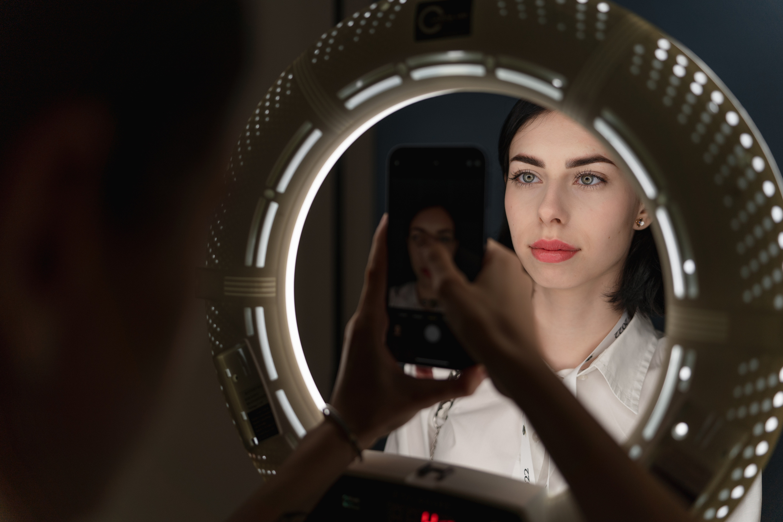 WULOP. Фотограф Макс Меш