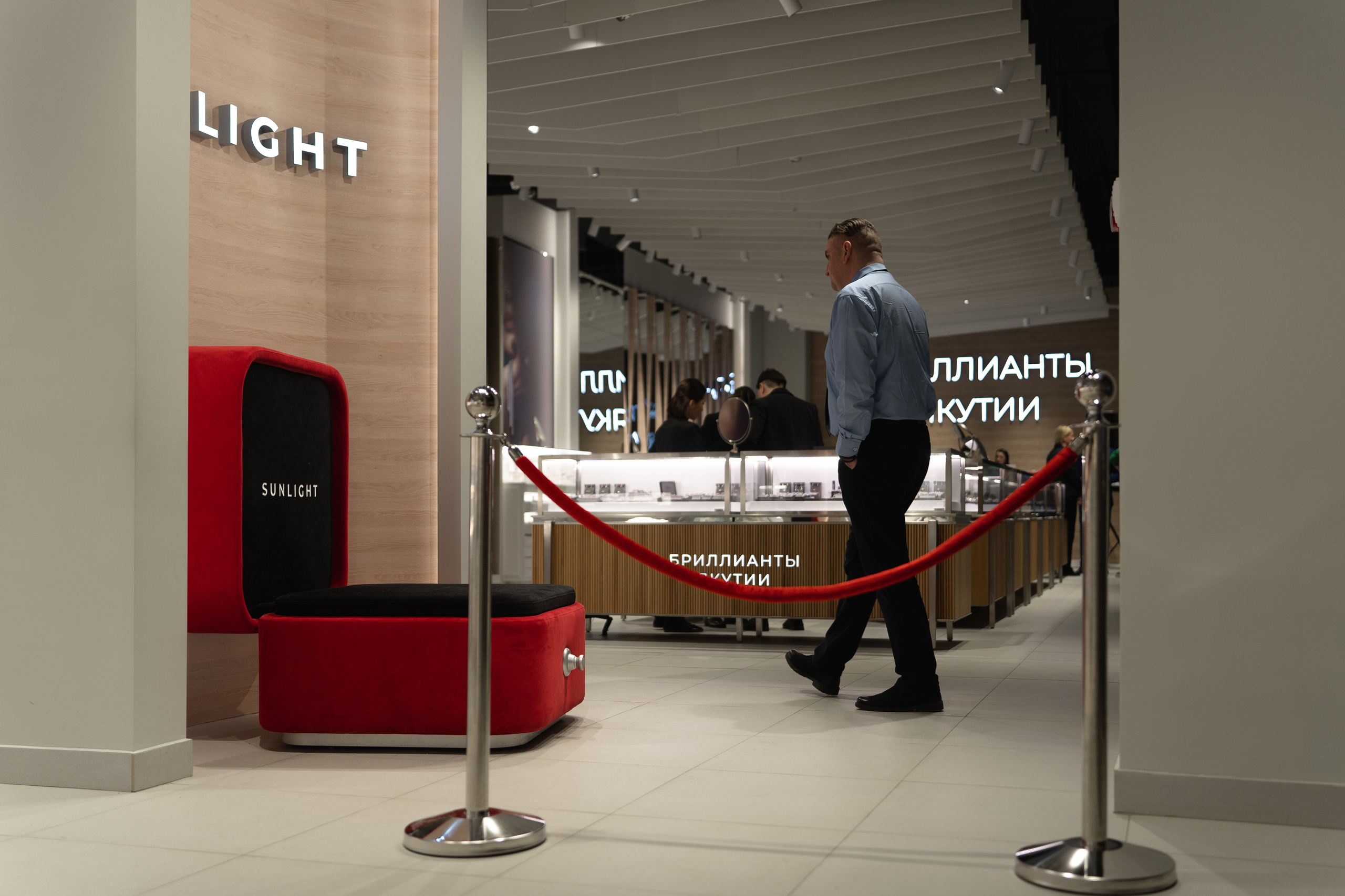 SUNLIGHT. Фотограф Макс Меш