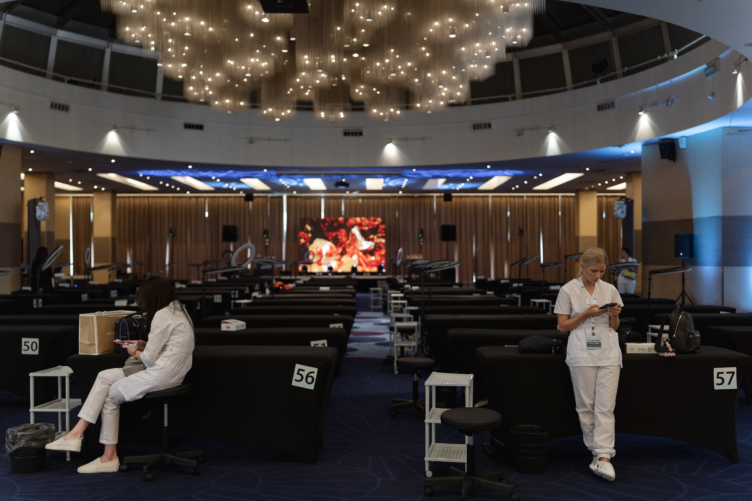 WULOP. Фотограф Макс Меш