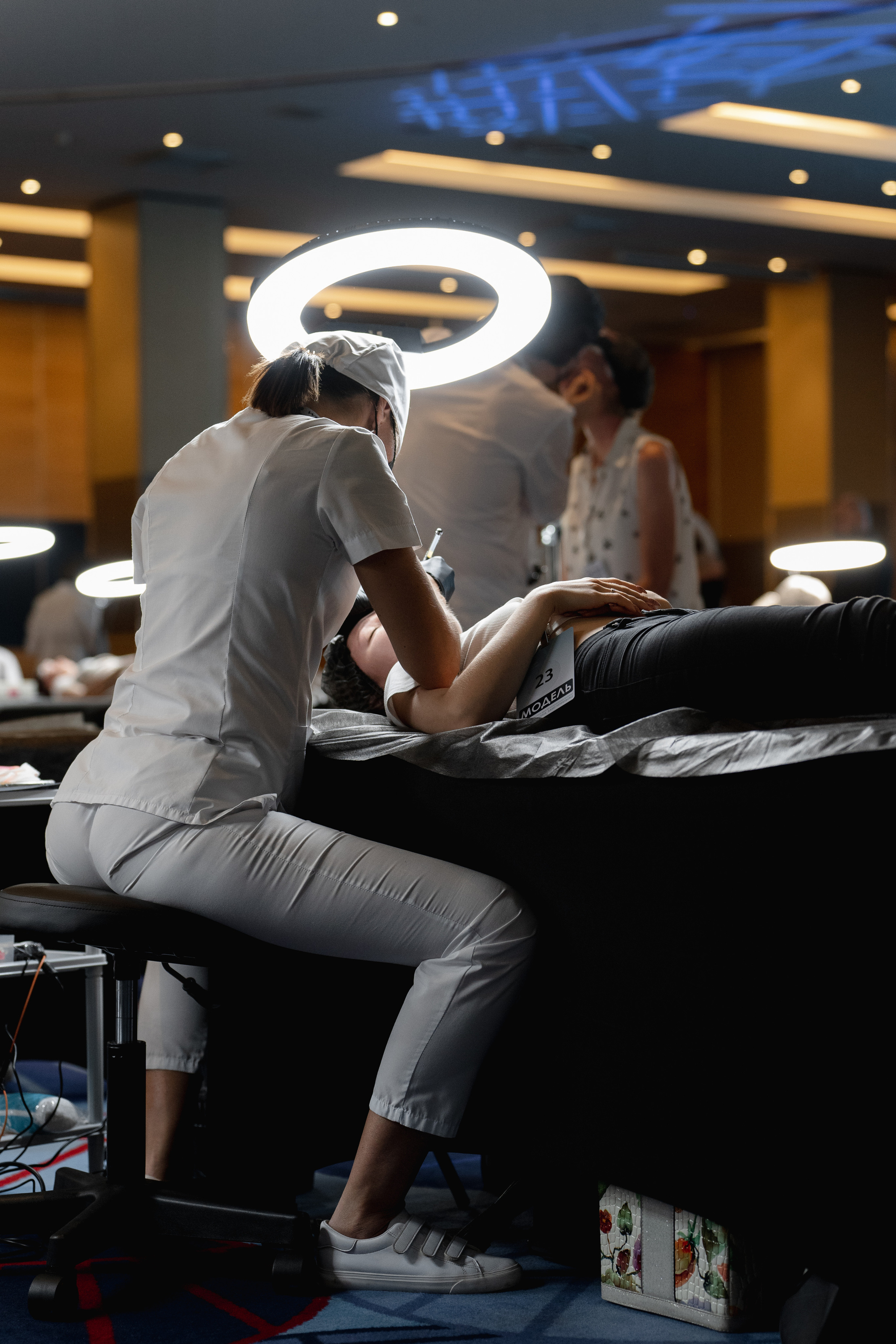 WULOP. Фотограф Макс Меш