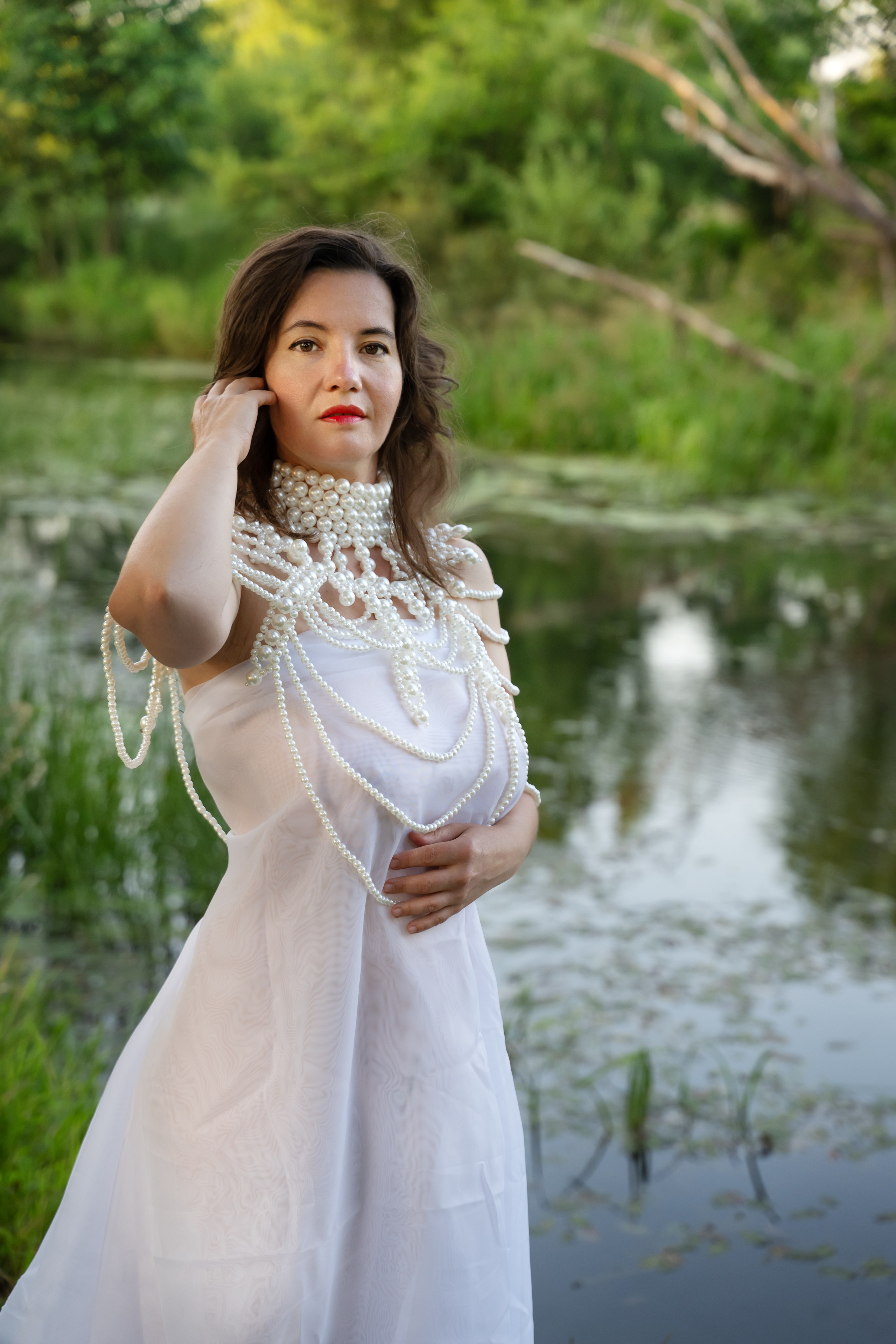 Платье, бусы и вода...... Главная