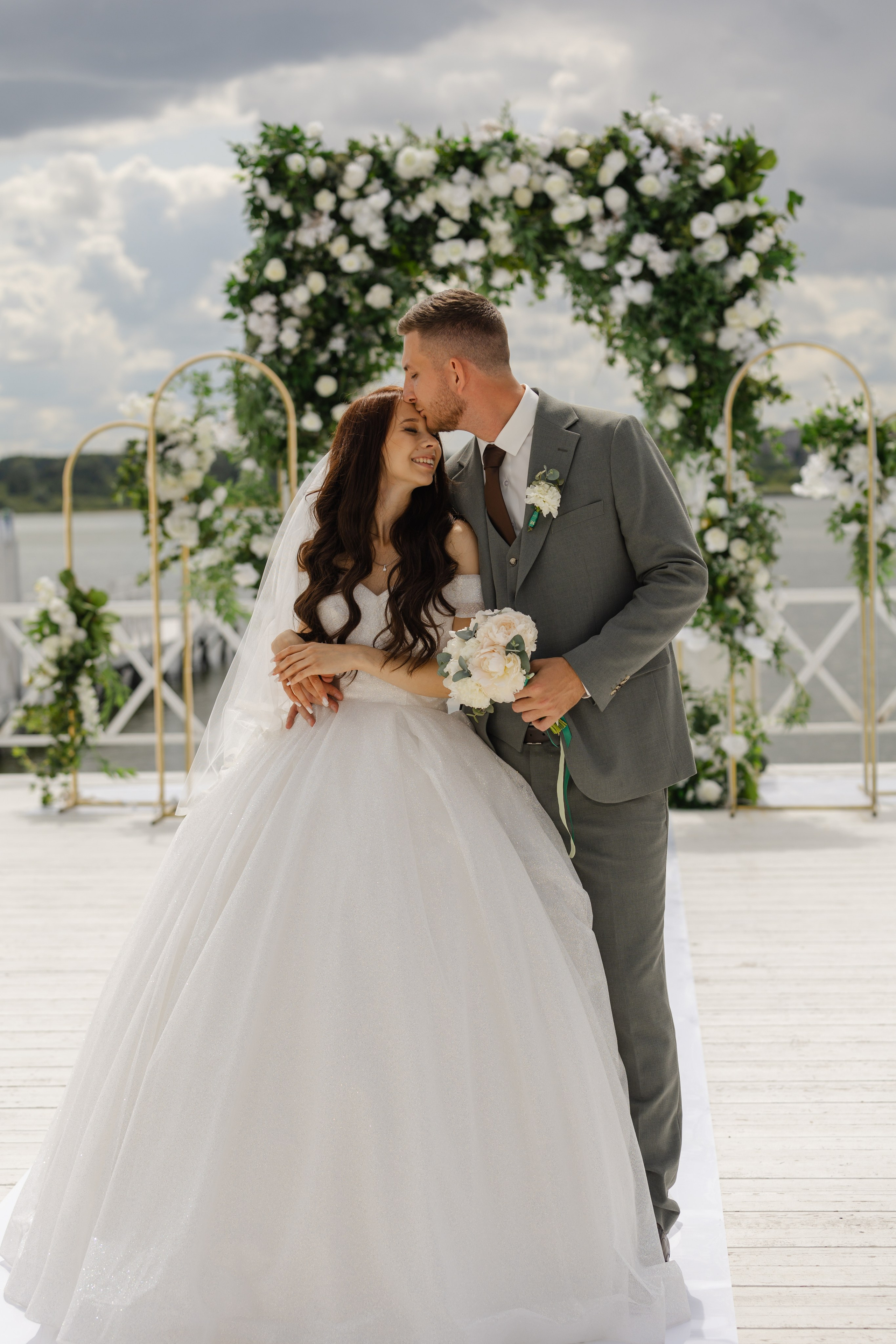 Саша и Алина. Главная