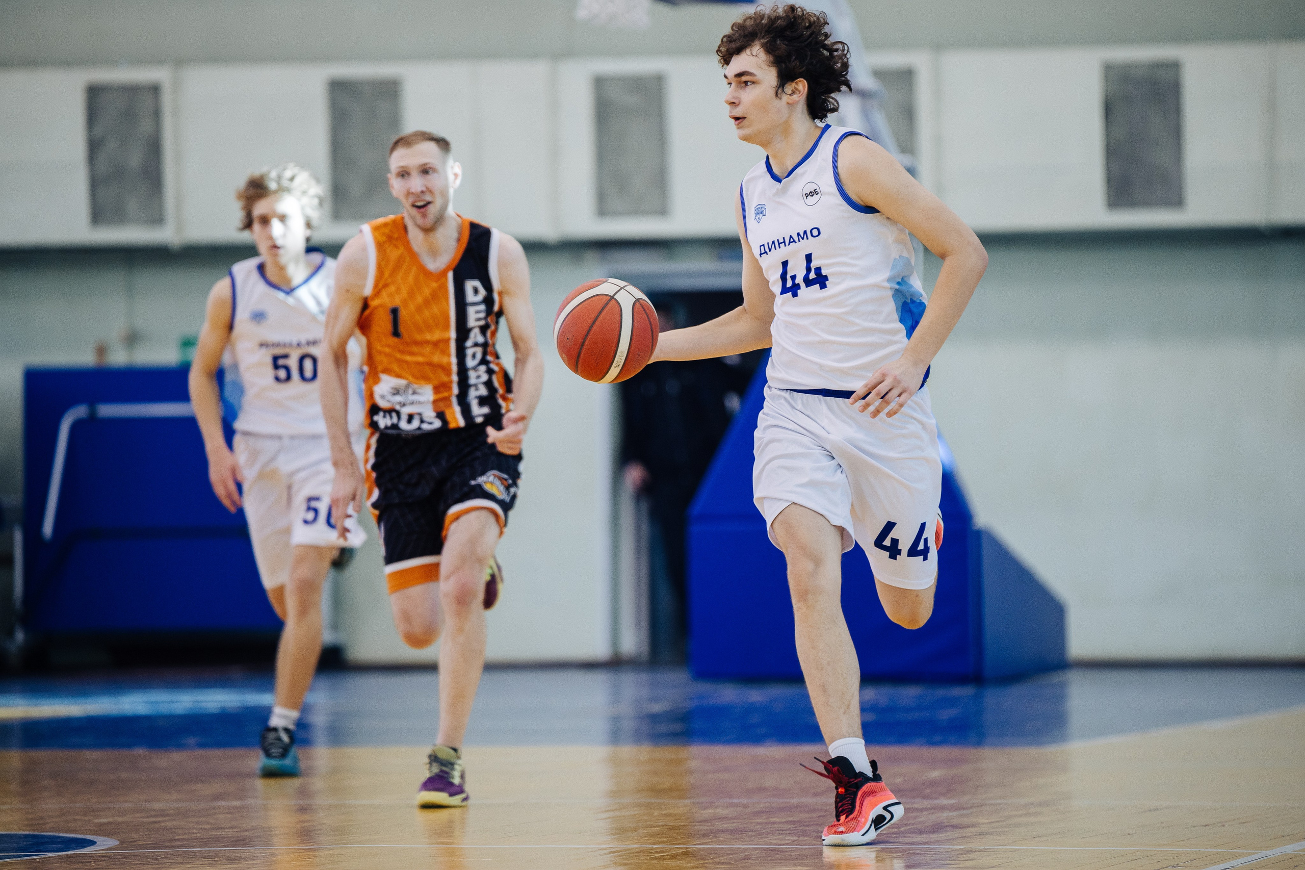 Любительский Чемпионат Магнитогорска по баскетболу // 09.02.25. Денис Прохоров Фотограф в г. Магнитогорск