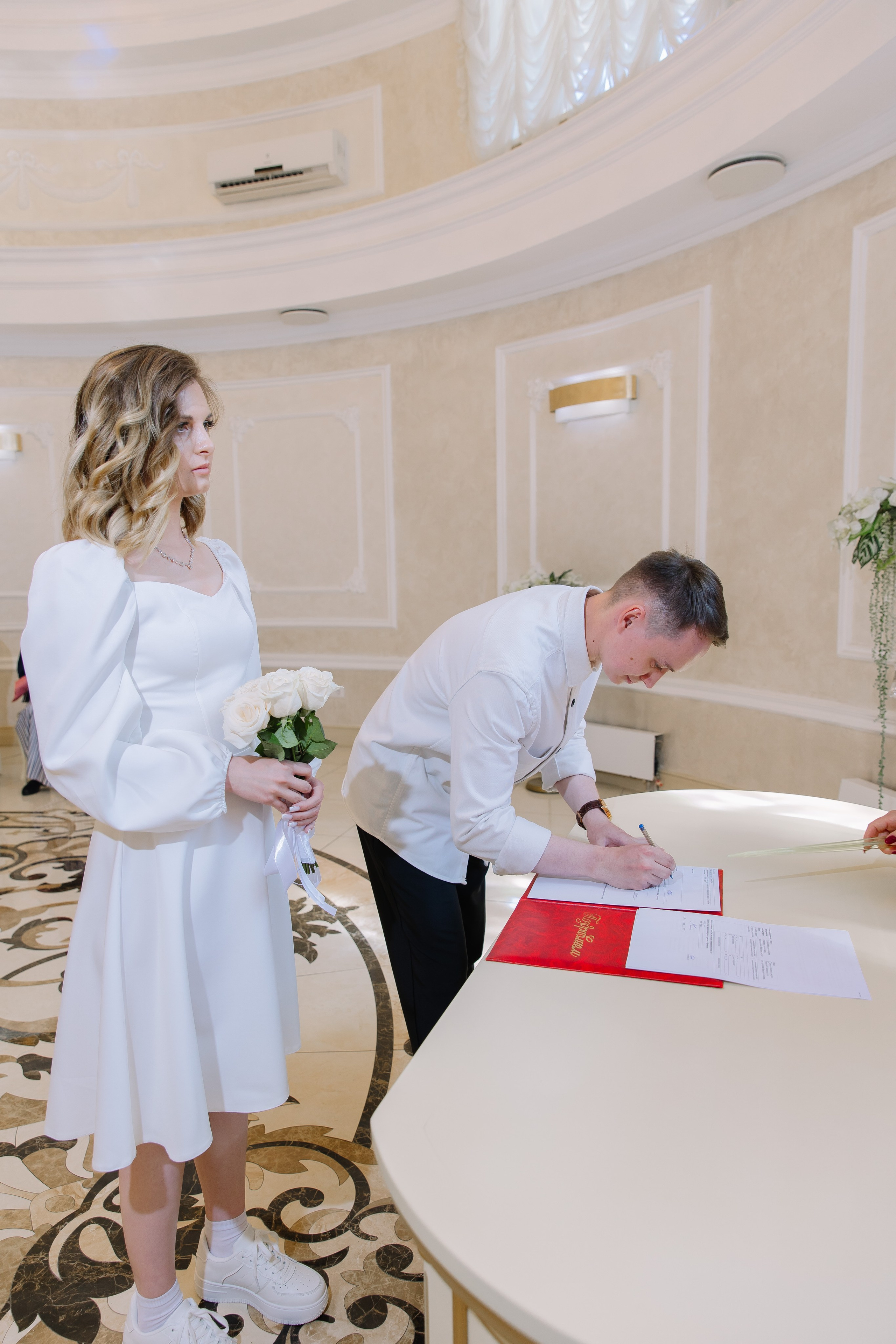 ЗАГС Иван & Алена. Свадебный фотограф в Новосибирске Лидия Александровна