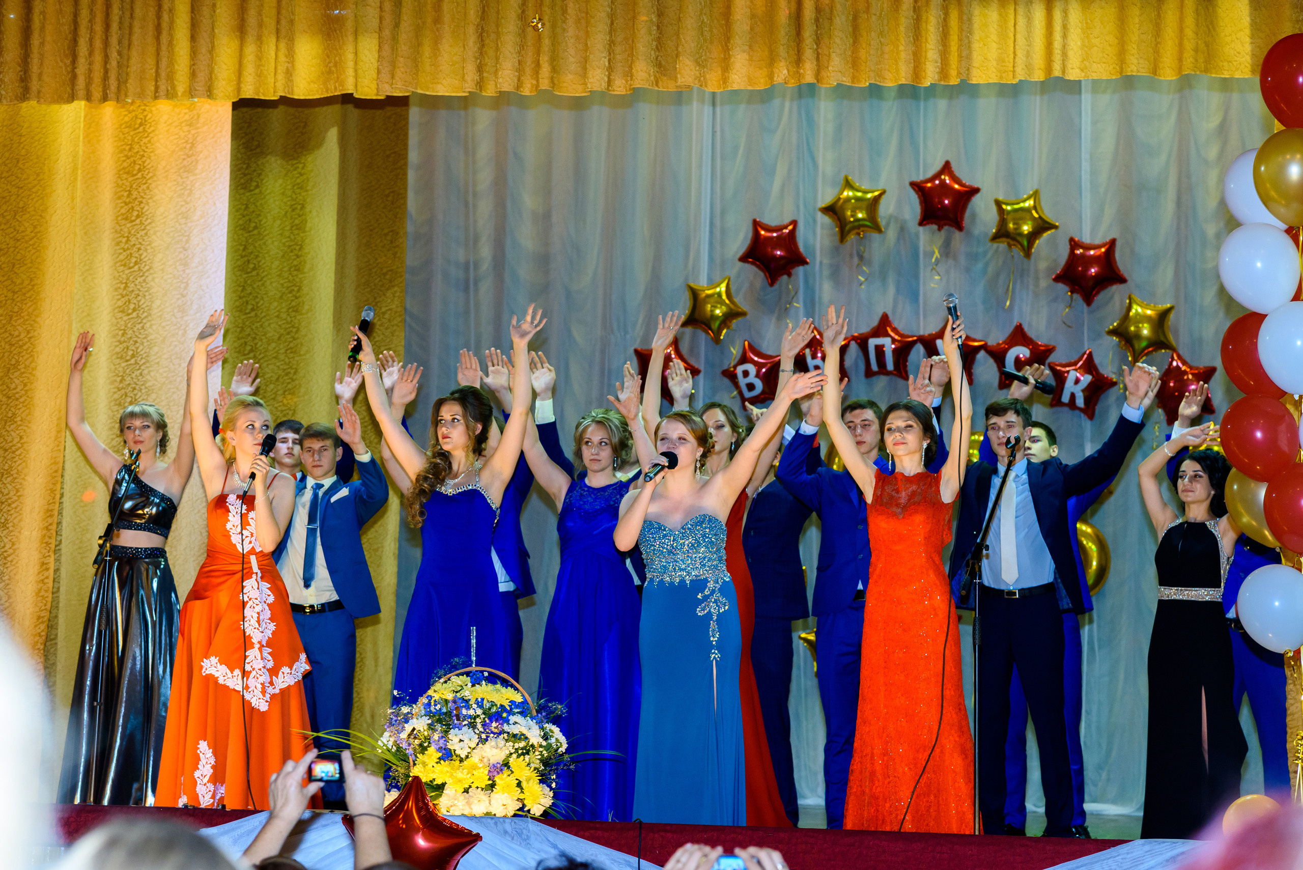 Школьные истории. Выпускные альбомы в Курске