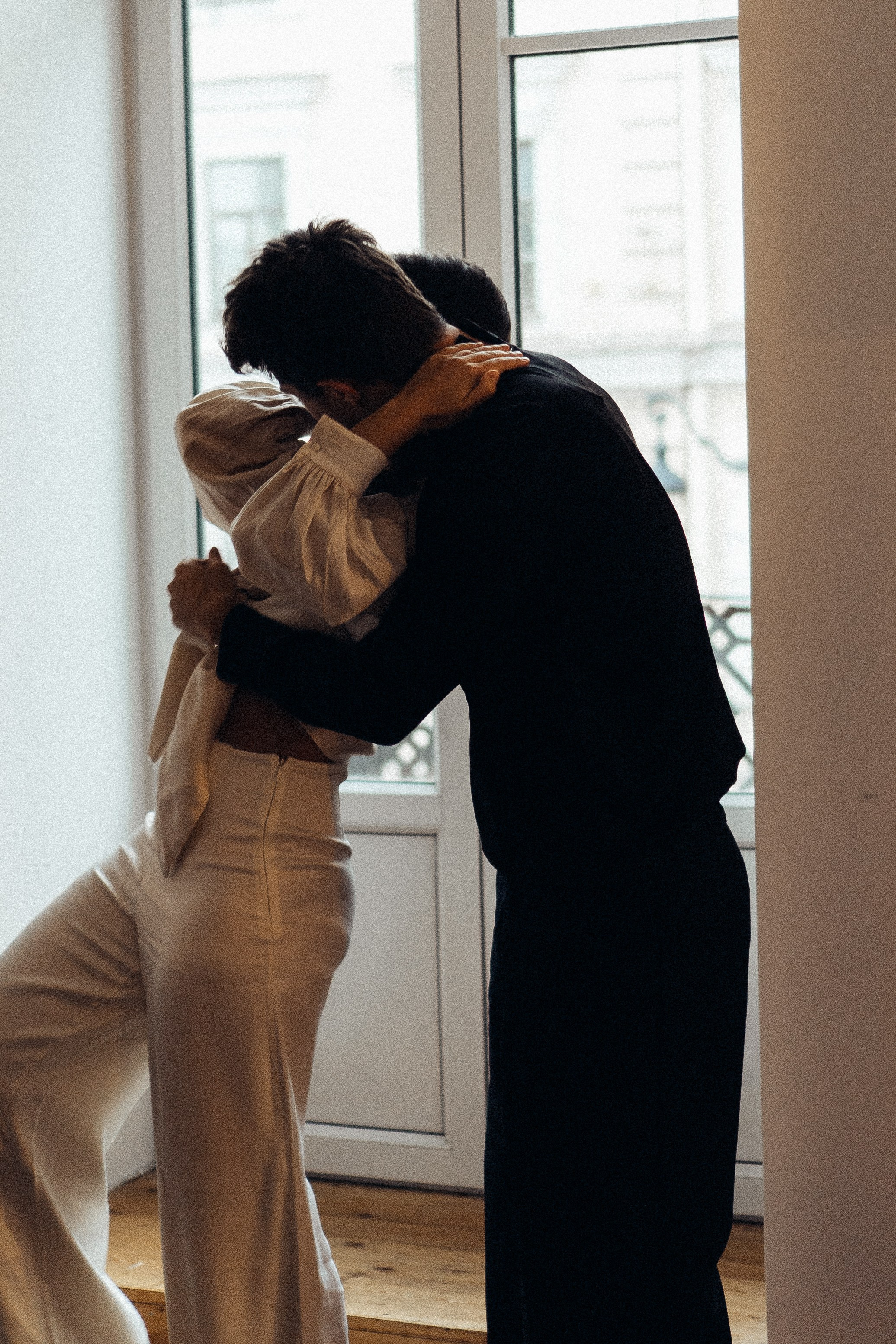 УТРО ЖЕНИХА И НЕВЕСТЫ В ПИТЕРСКОЙ КВАРТИРЕ И СЬЕМКА С СВАДЕБНЫХ ОБРАЗАХ. Профессиональный фотограф, Санкт-Петербург — Виктория Богомолова