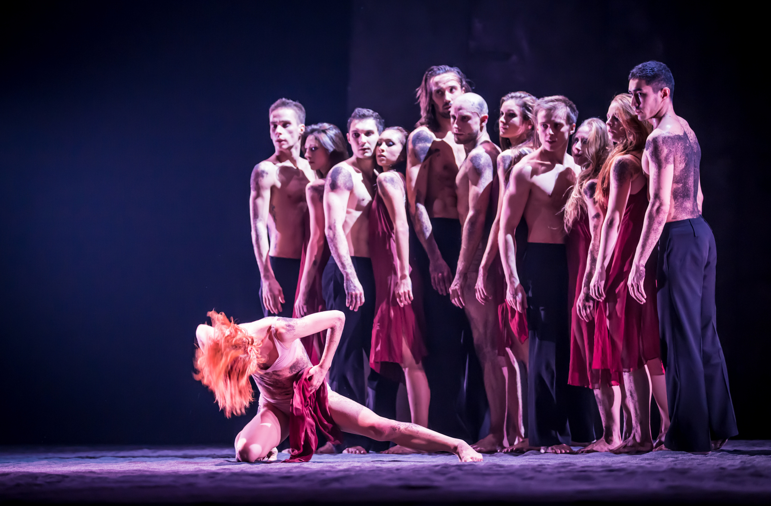 Весна священная. Фотосъемка представлений, спектаклей и перформансов