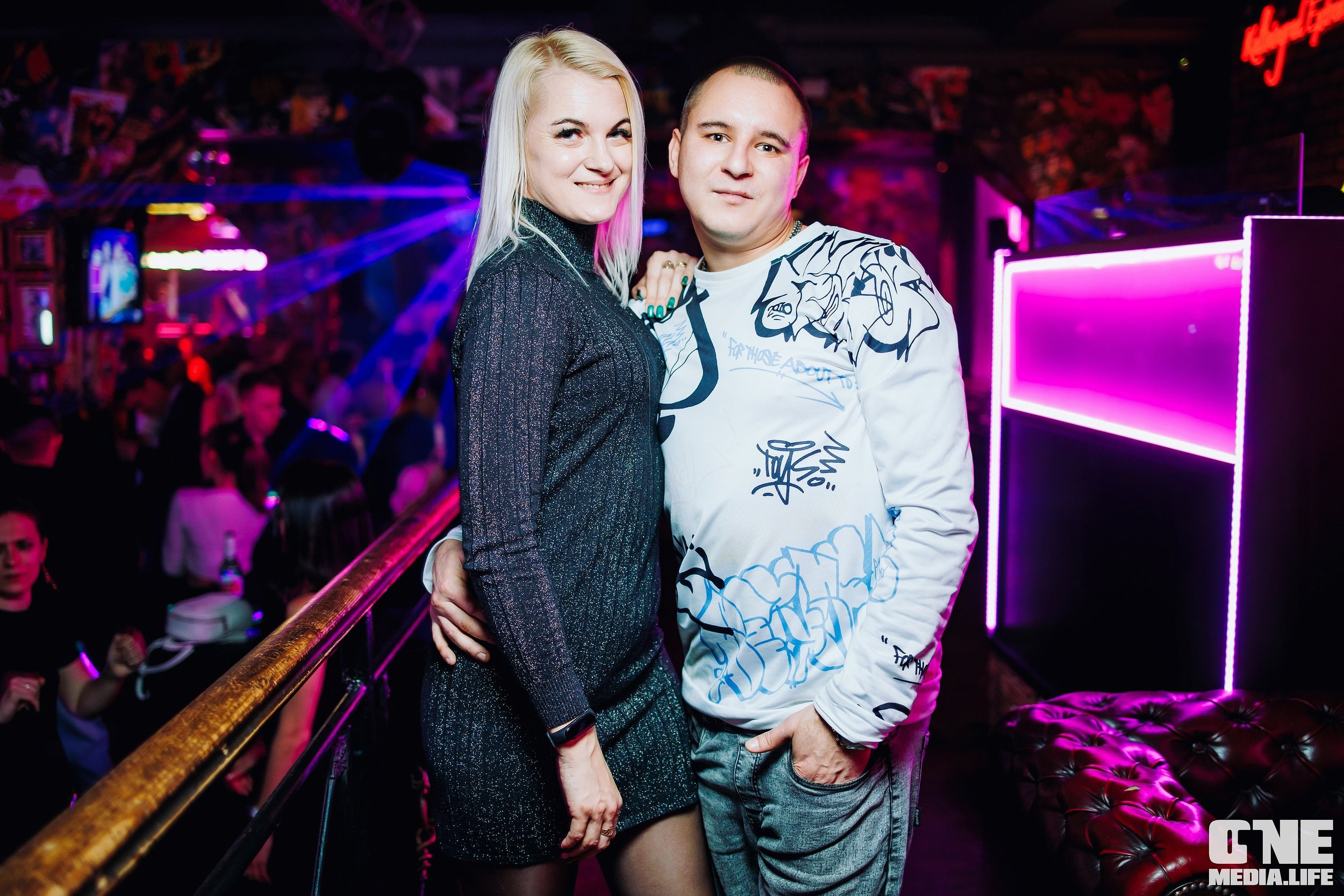 Фоторепортаж из бара XxxX. One Media Life: фоторепортажи, фотоотчеты с мероприятий и заведений