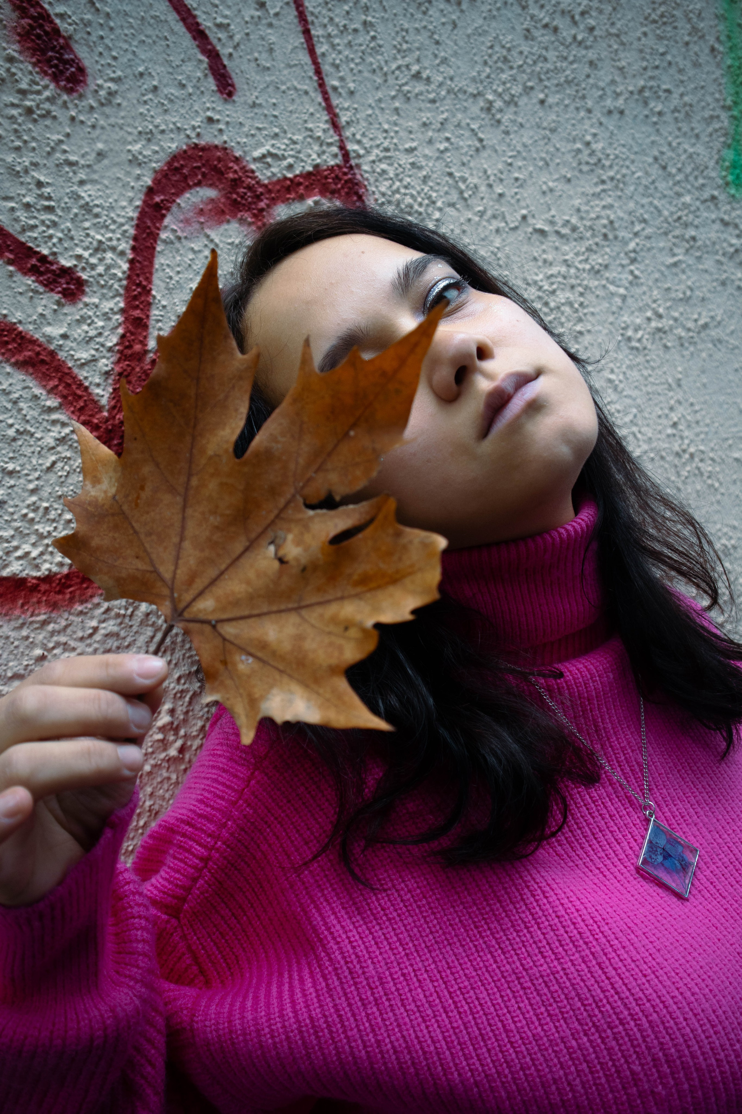 «Городская грация: осенний вальс». Уличный фотограф Города N