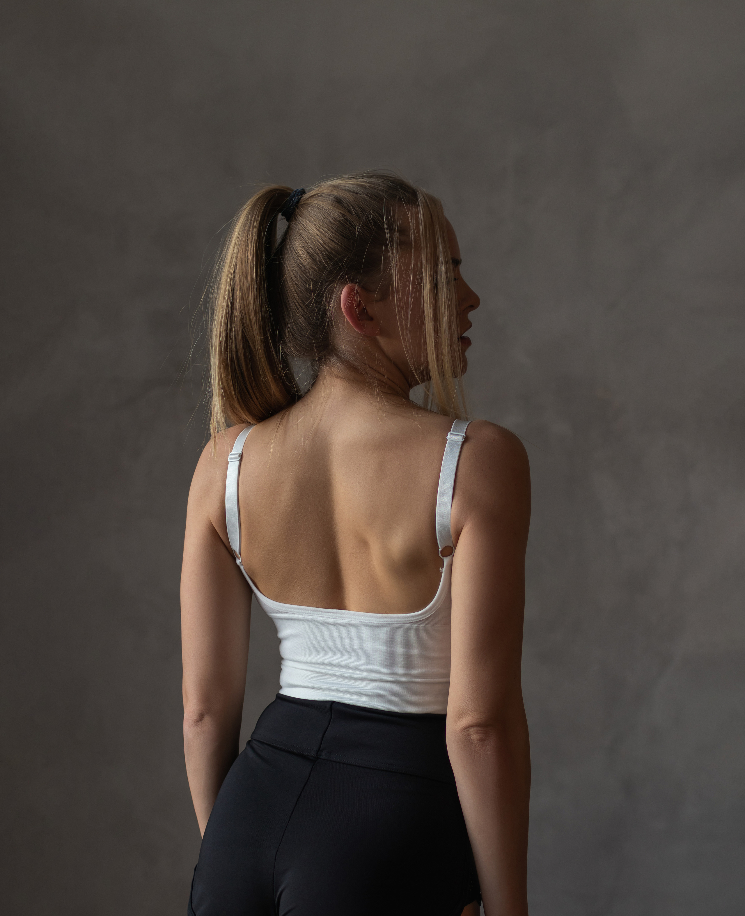 Фитнес-тренер Анастасия Литвинова. Фотограф в Краснодаре Арина Кудряшова