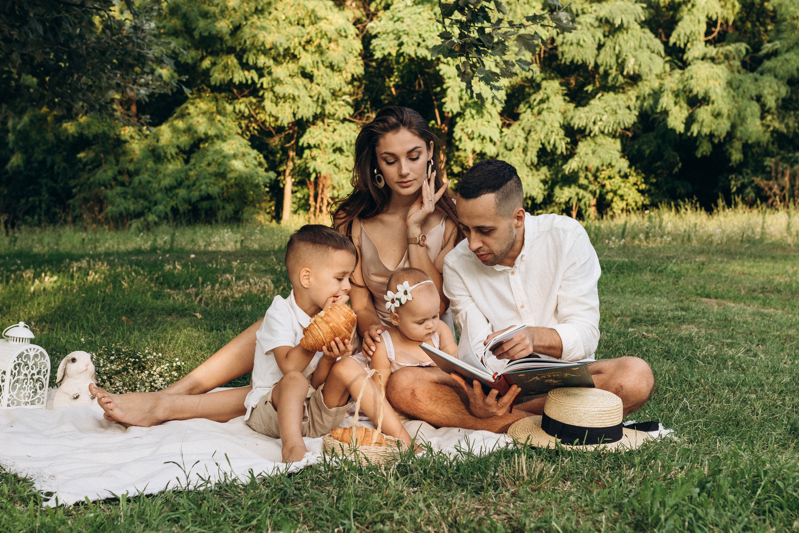 В стране чудес: Настя, Амели, Эден, Эмиль. Фотограф в Краснодаре Арина Кудряшова