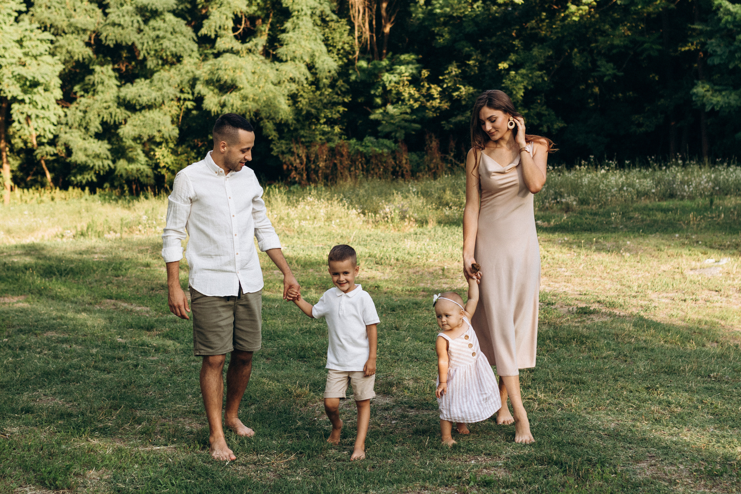 В стране чудес: Настя, Амели, Эден, Эмиль. Фотограф в Краснодаре Арина Кудряшова