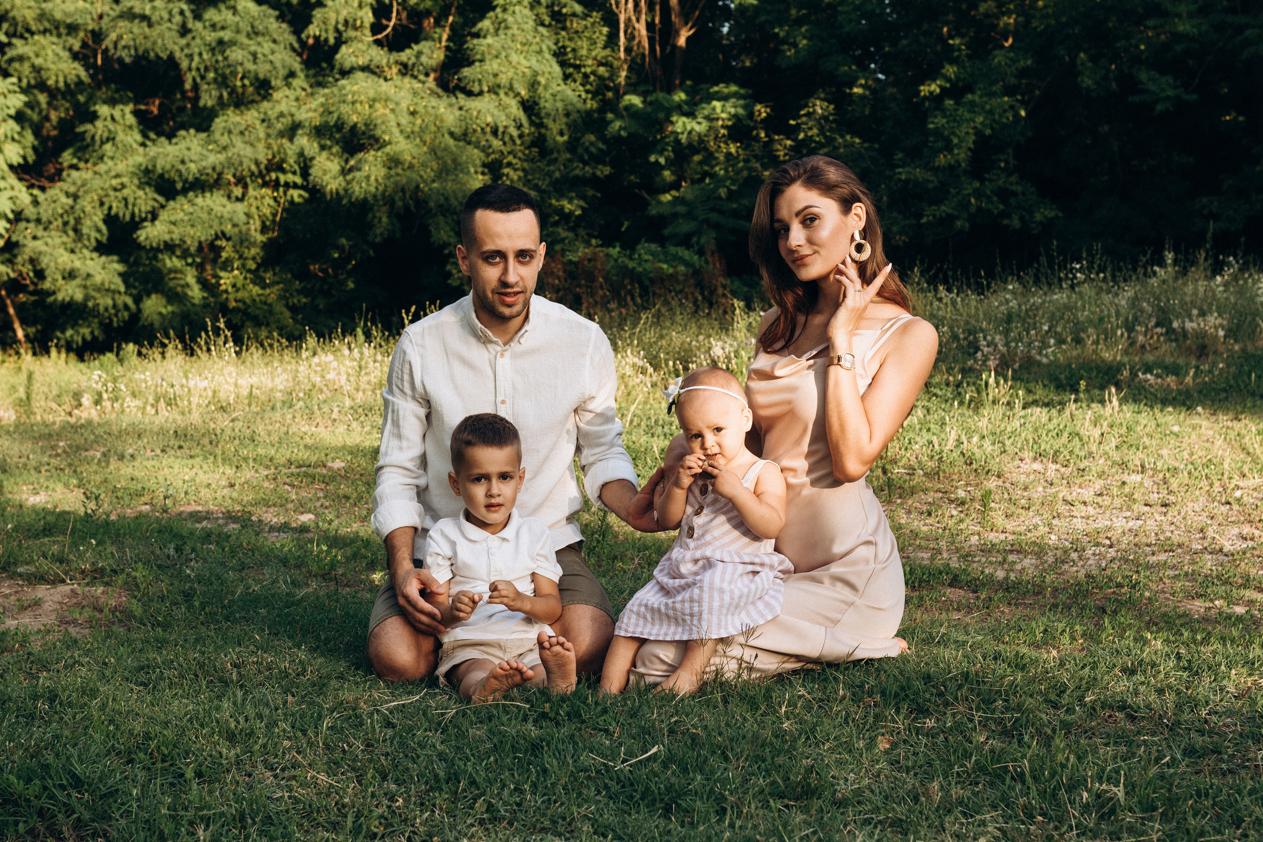 В стране чудес: Настя, Амели, Эден, Эмиль. Фотограф в Краснодаре Арина Кудряшова