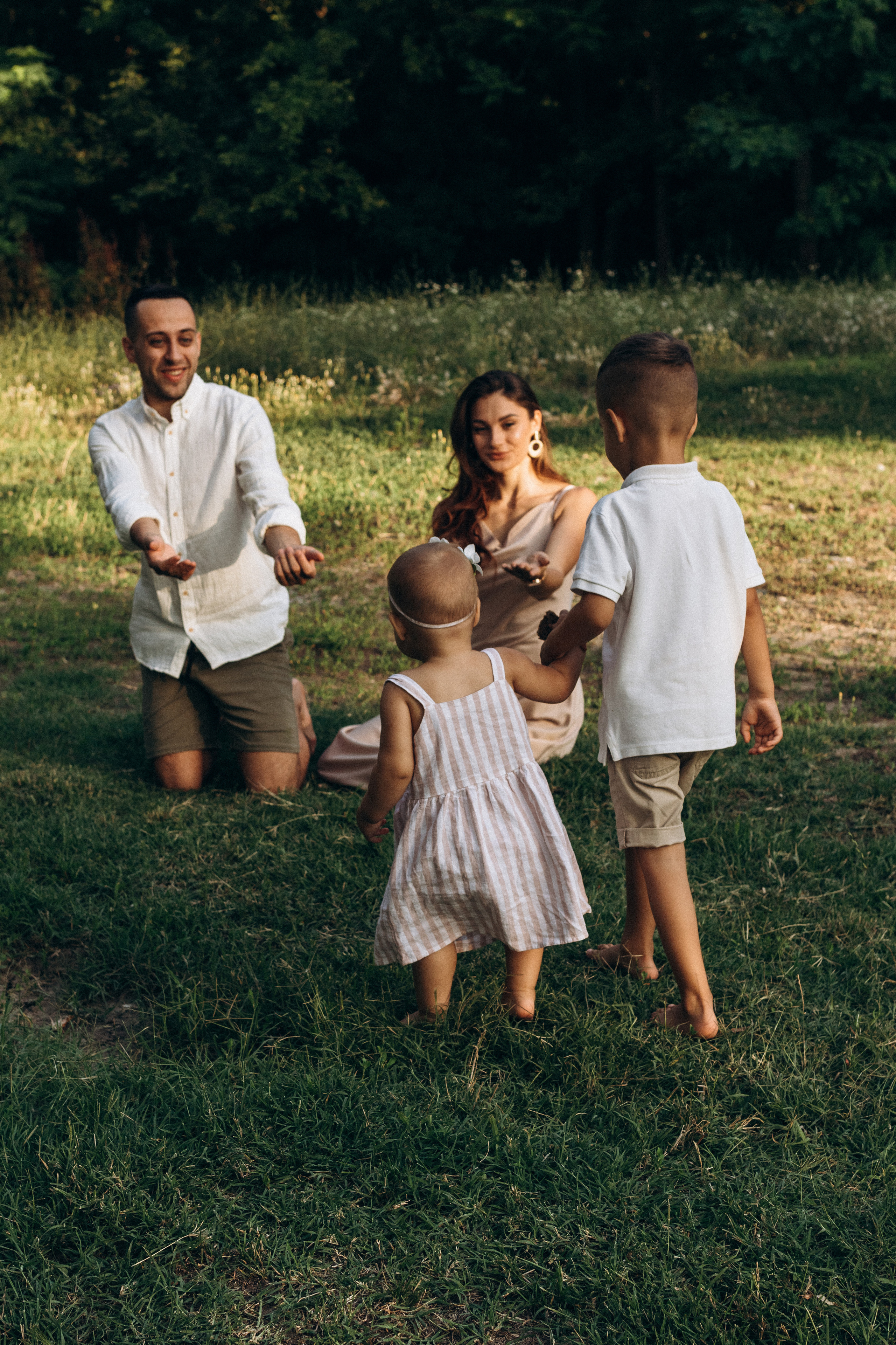В стране чудес: Настя, Амели, Эден, Эмиль. Фотограф в Краснодаре Арина Кудряшова