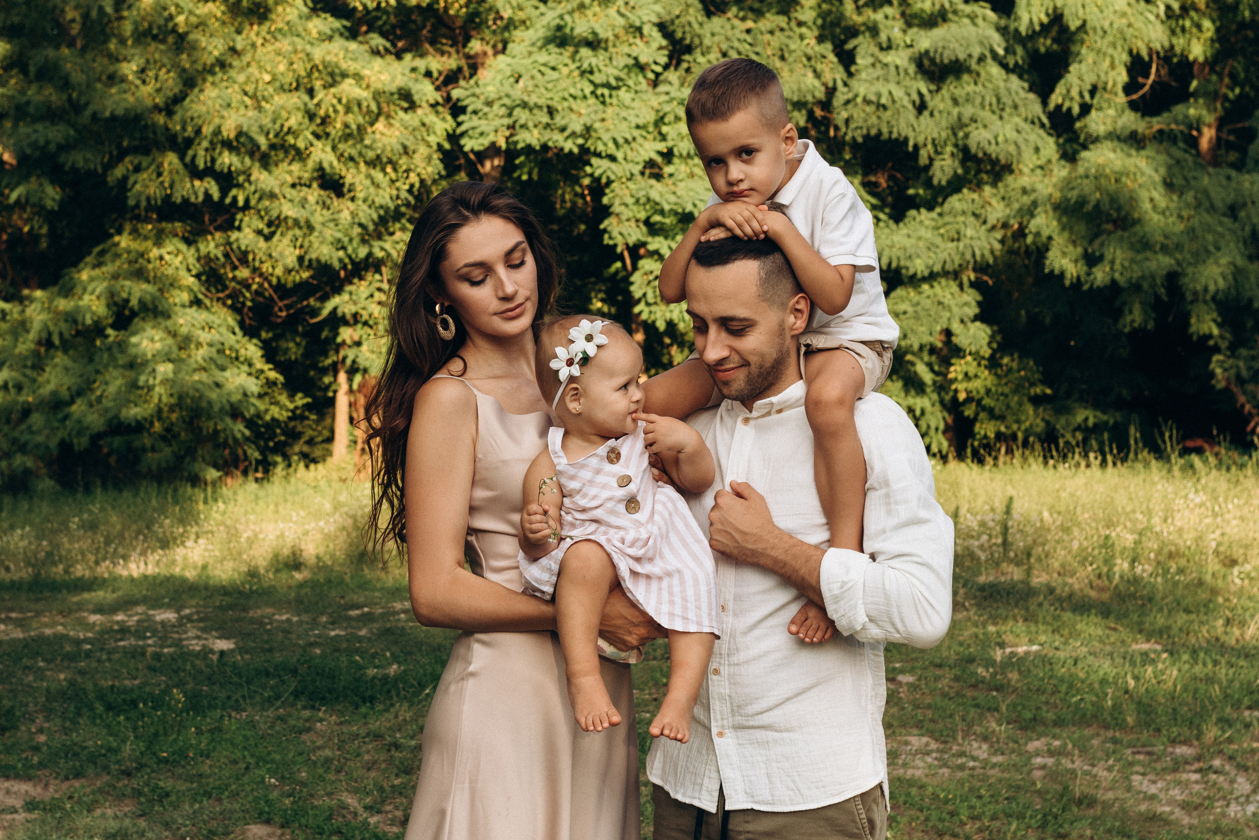 В стране чудес: Настя, Амели, Эден, Эмиль. Фотограф в Краснодаре Арина Кудряшова