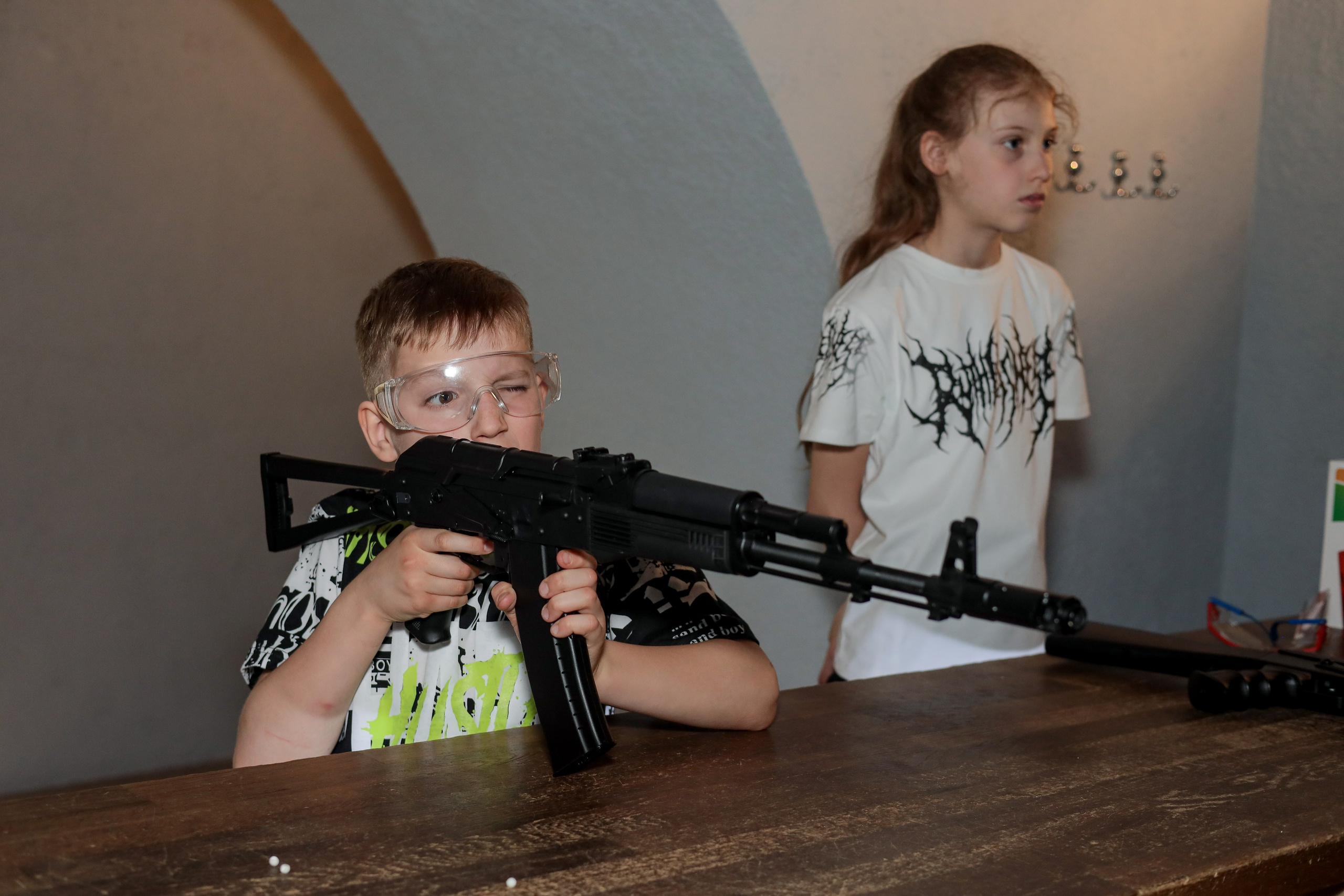 День рождение в стрелковом клубе. Фотограф Надршина Лилия