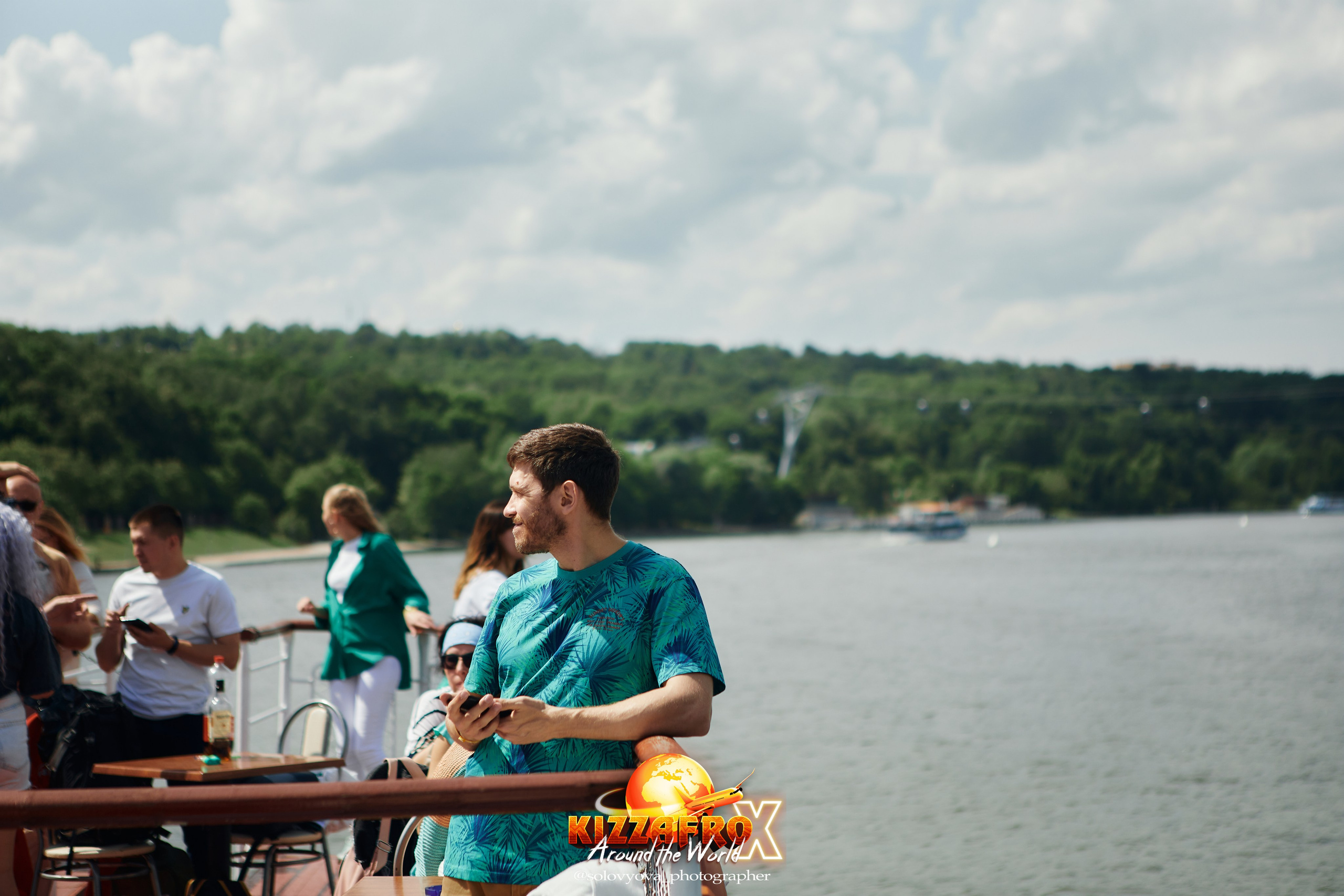 Boat party. Свадебный фотограф