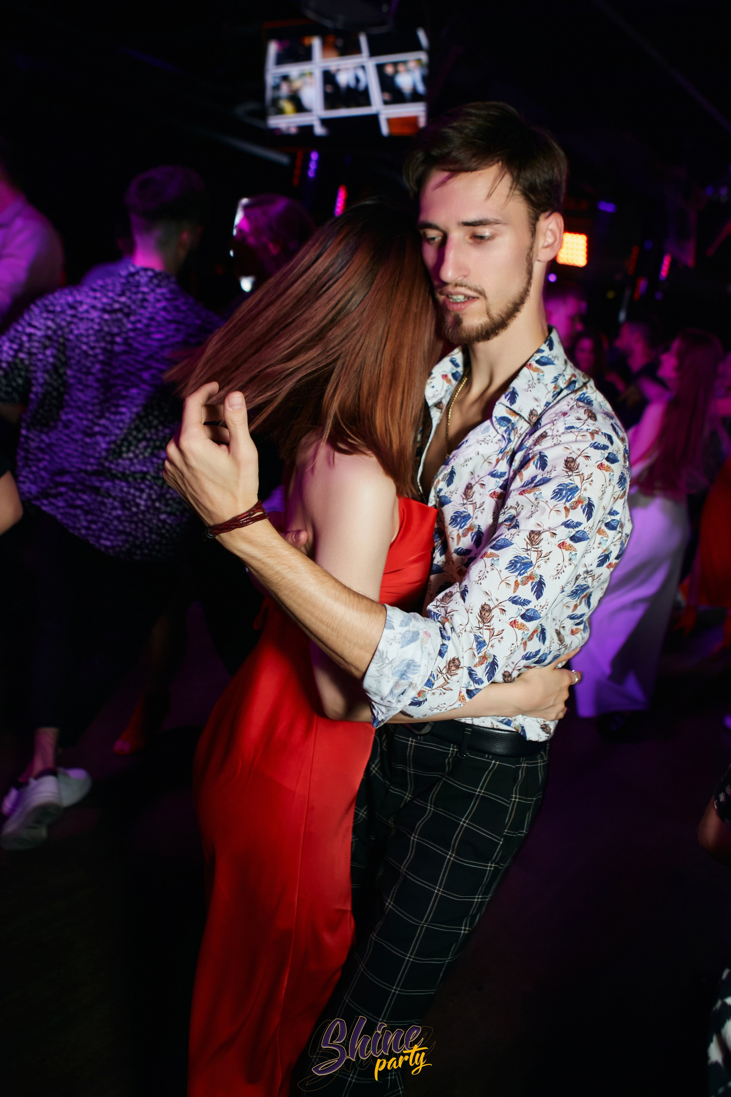 Shine party bachata. Свадебный фотограф