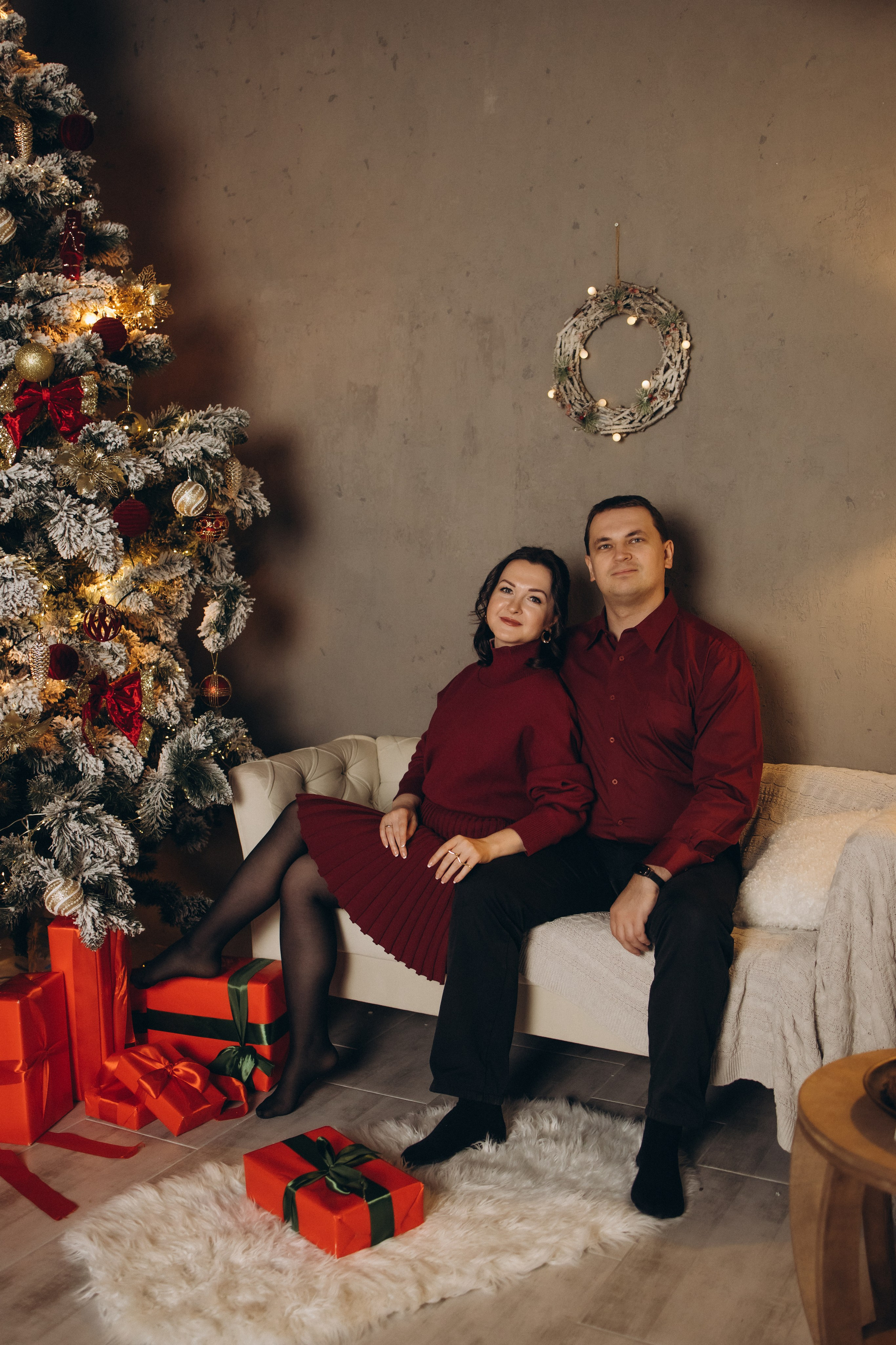 Новогодняя семейная студийная фотосъемка (29.12.2024)г.Обнинск (Калужская обл.). Надежда Стар семейный и церковный фотограф в Жукове и Калужской области