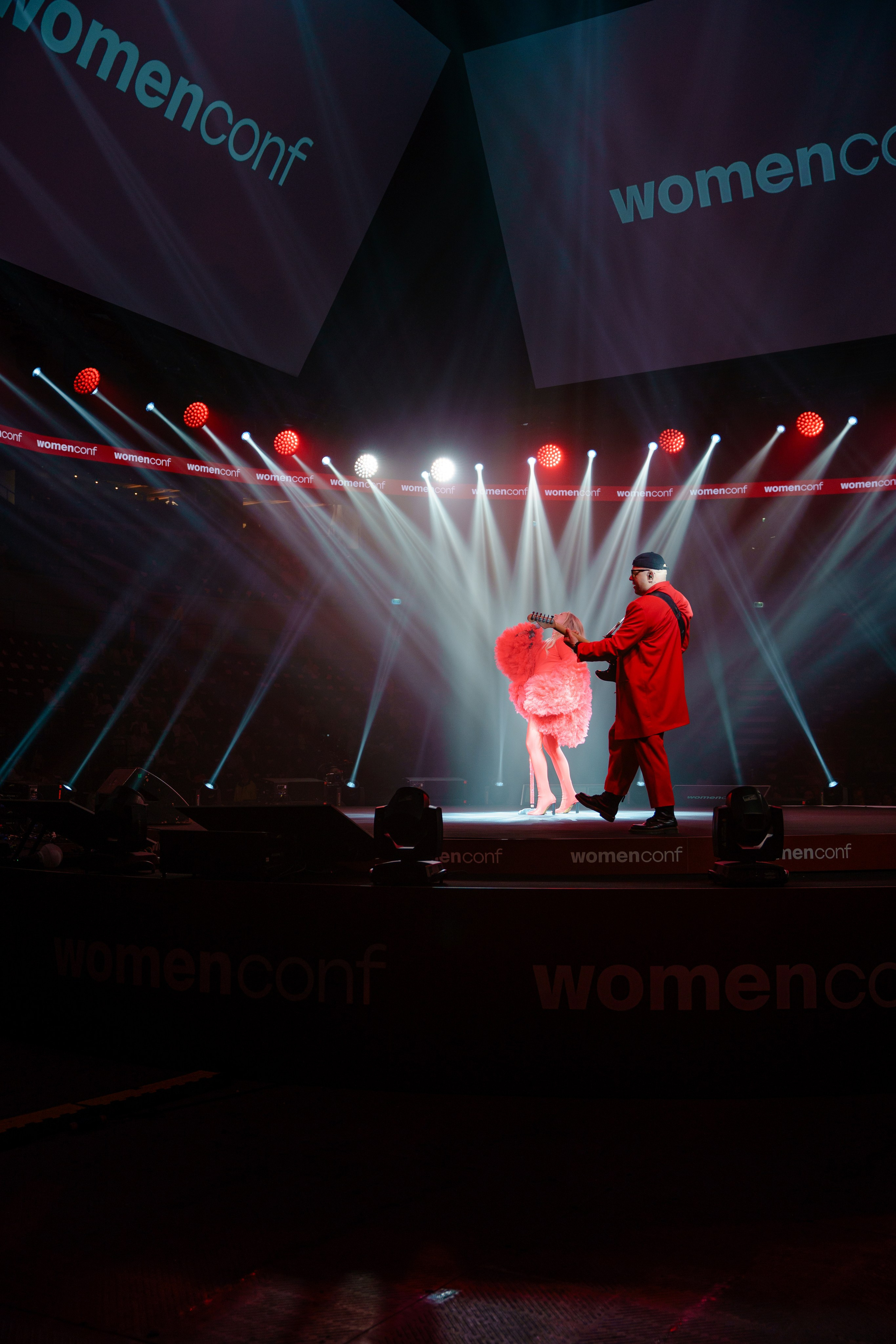 Фотограф на самую масштабную женскую конференцию в России WomenConf. Репортажный фотограф Москва Сергей Дружинин