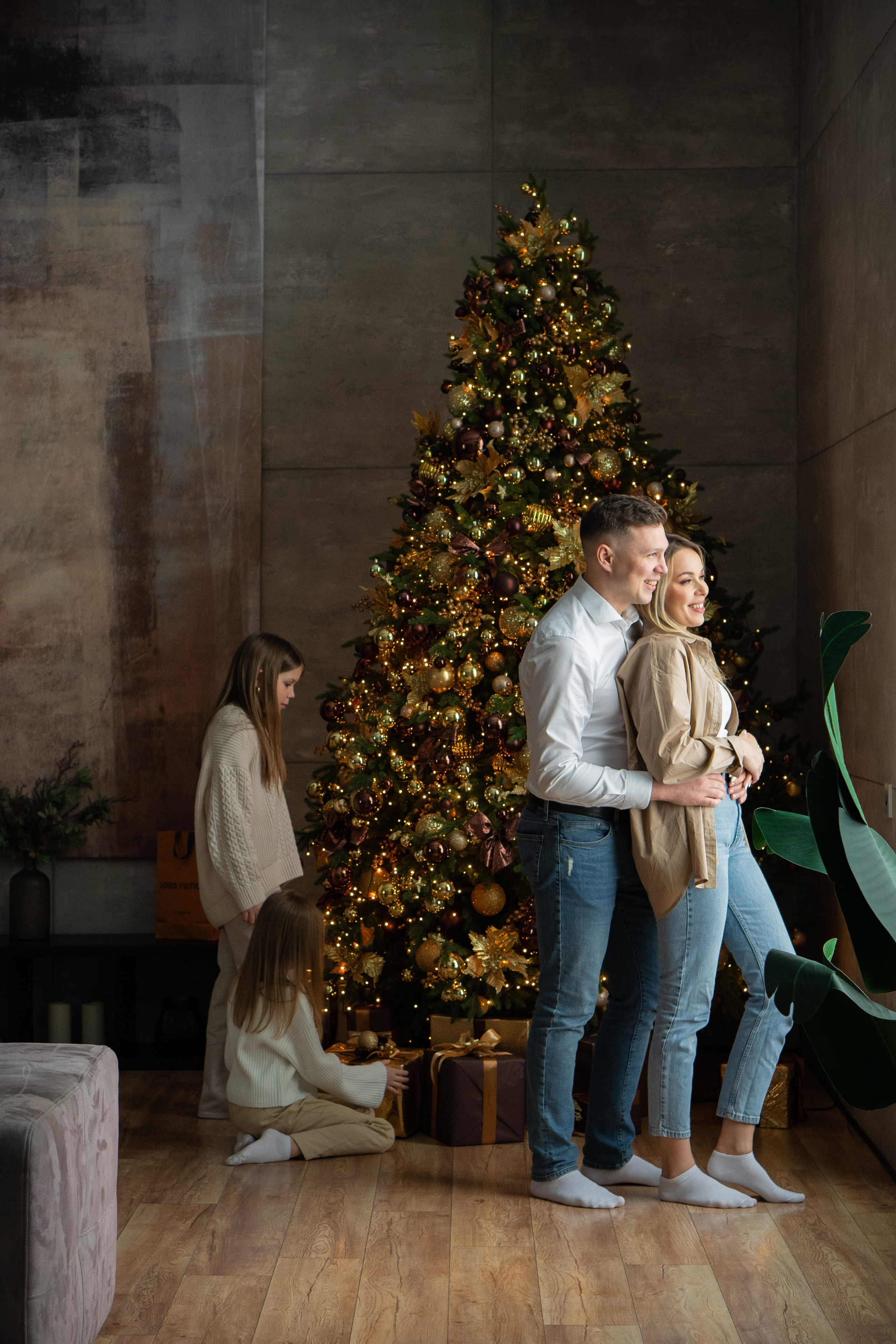 Семья К. Новогодняя история в студии. Фотограф Ольга Игорева
