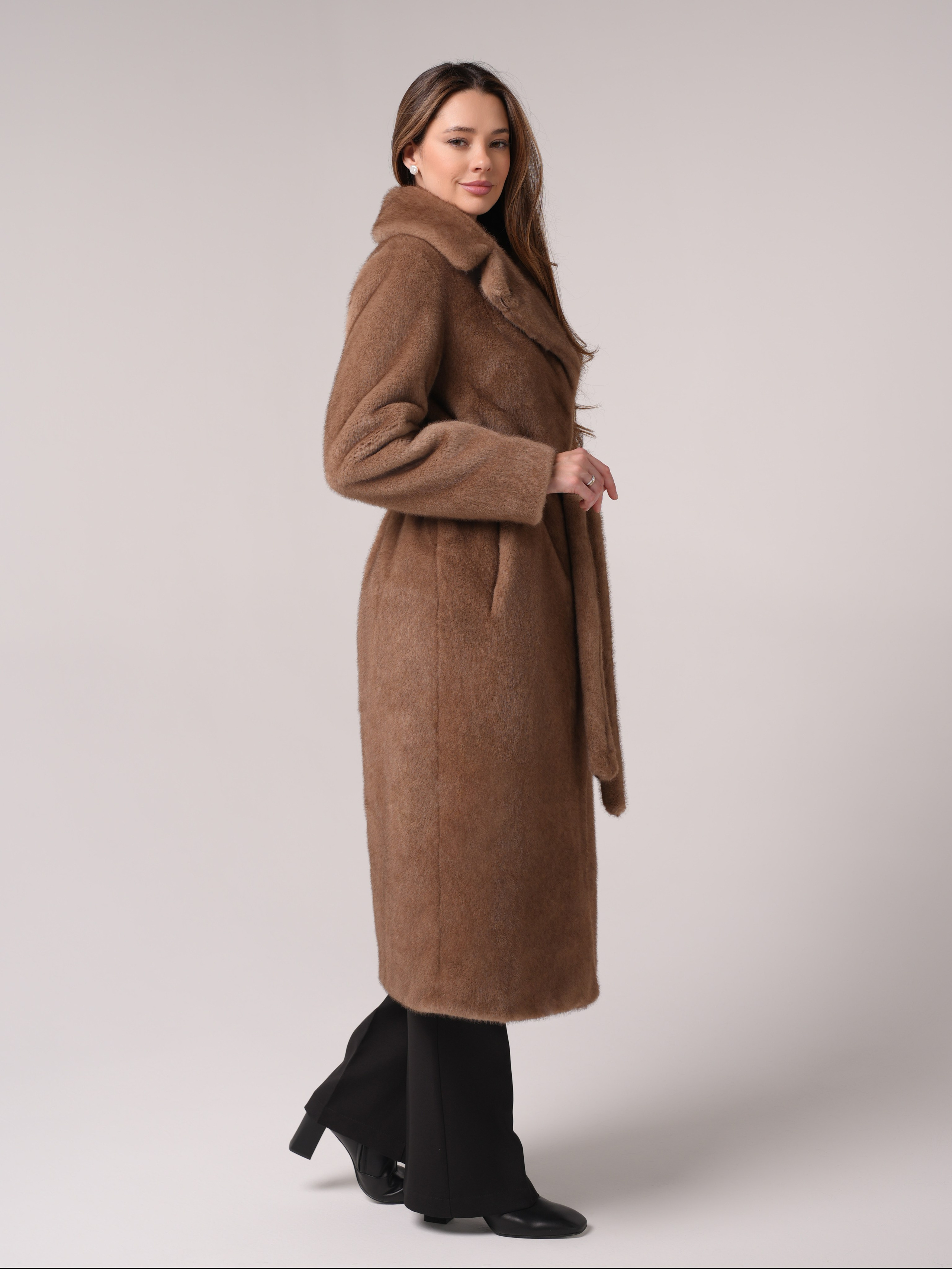 Новогодняя фотосессия бренда шуб. Портретный фотограф Москва Белогорцев Сергей