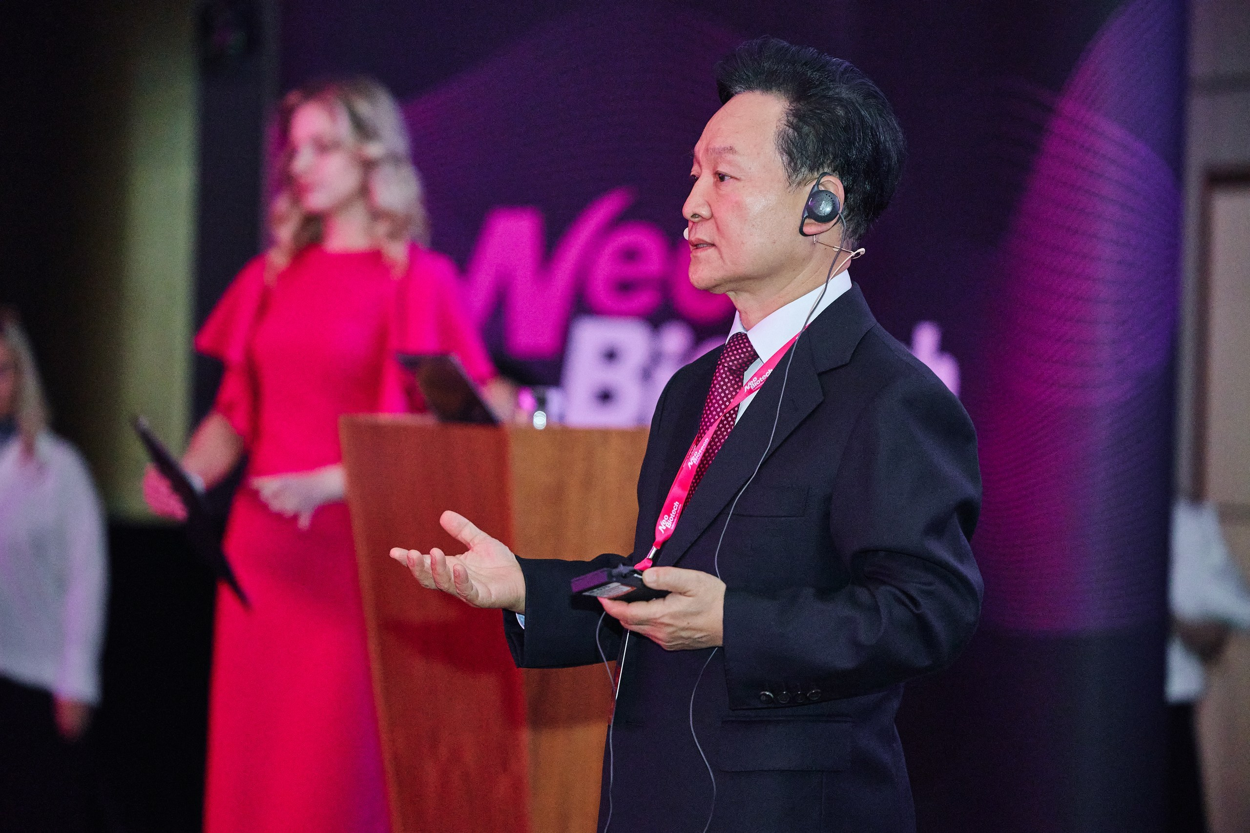 Конгресс имплантологов Neo Biotech 2025. Антон Артюшин, портретный фотограф. Москва