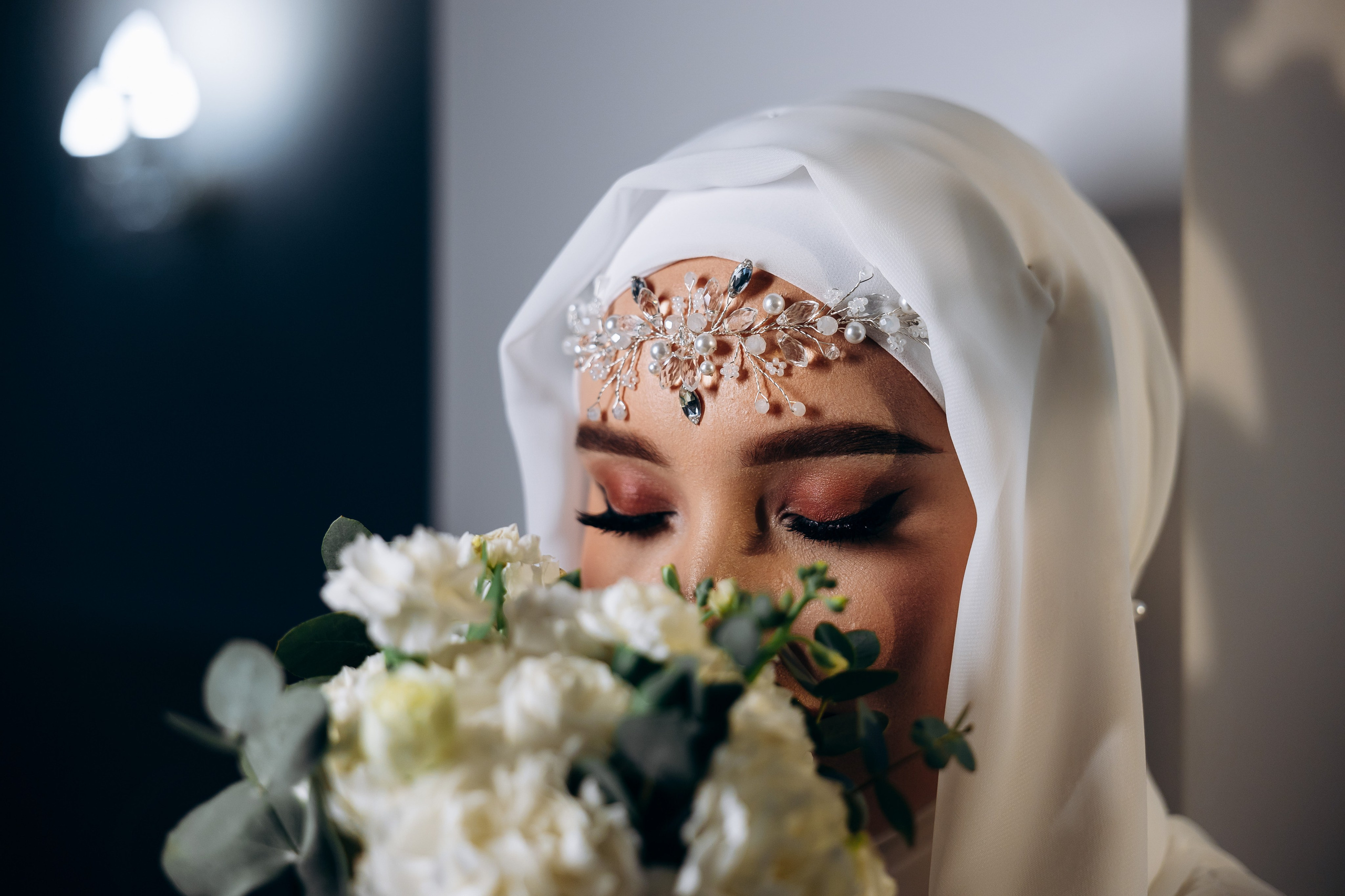 никах в мечети Иман Нуры,, фотосессия в мечети Иман Нуры, фотограф на никах в Казани Ranas4you, образ невесты на никах, завязывание платка Казань, платье на никах Казань