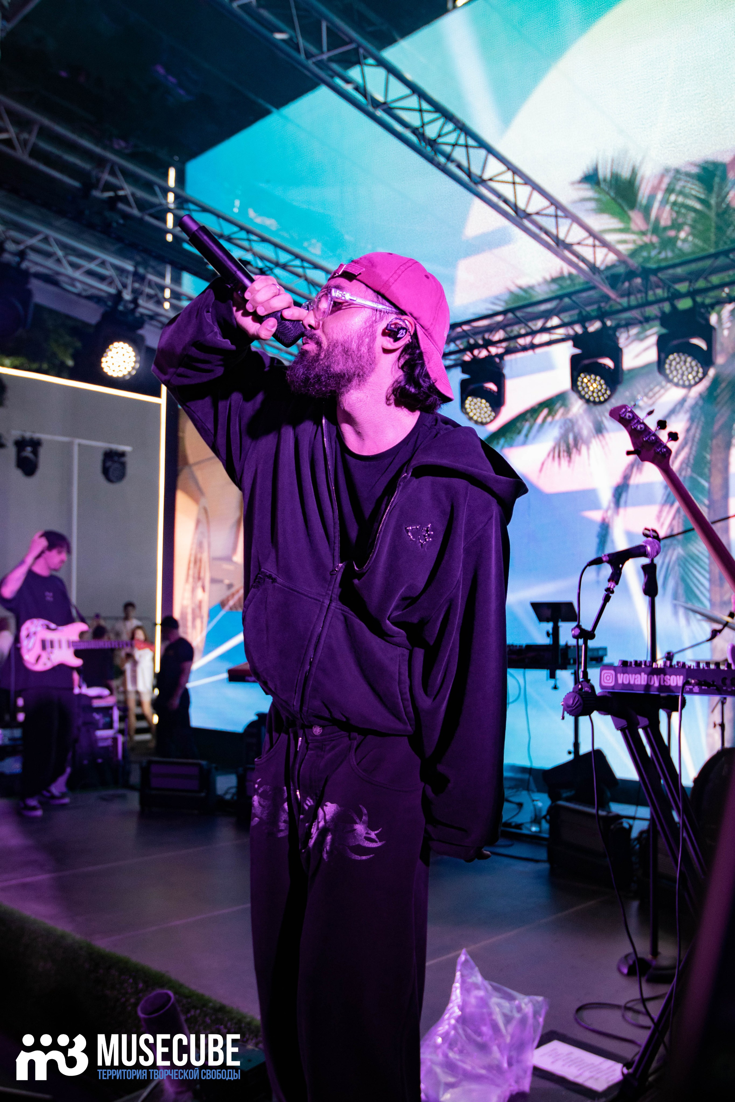 МОТ. Концертный фотограф