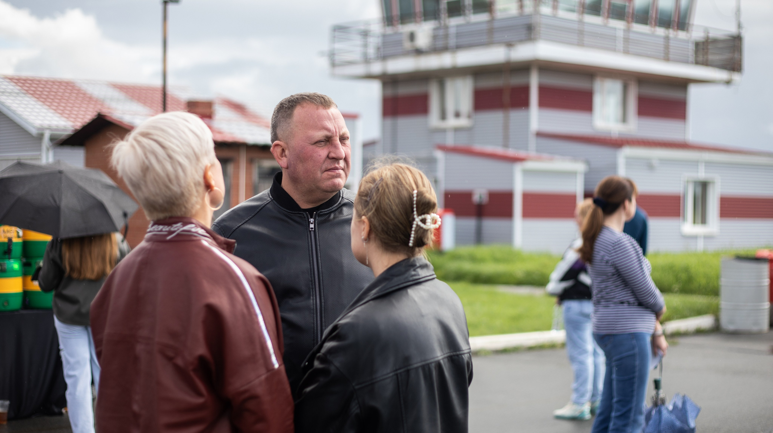 УЗСТ- Корпоративный тимбилдинг на аэродроме. Репортажный и свадебный фотограф в Челябинске Елисеев Павел
