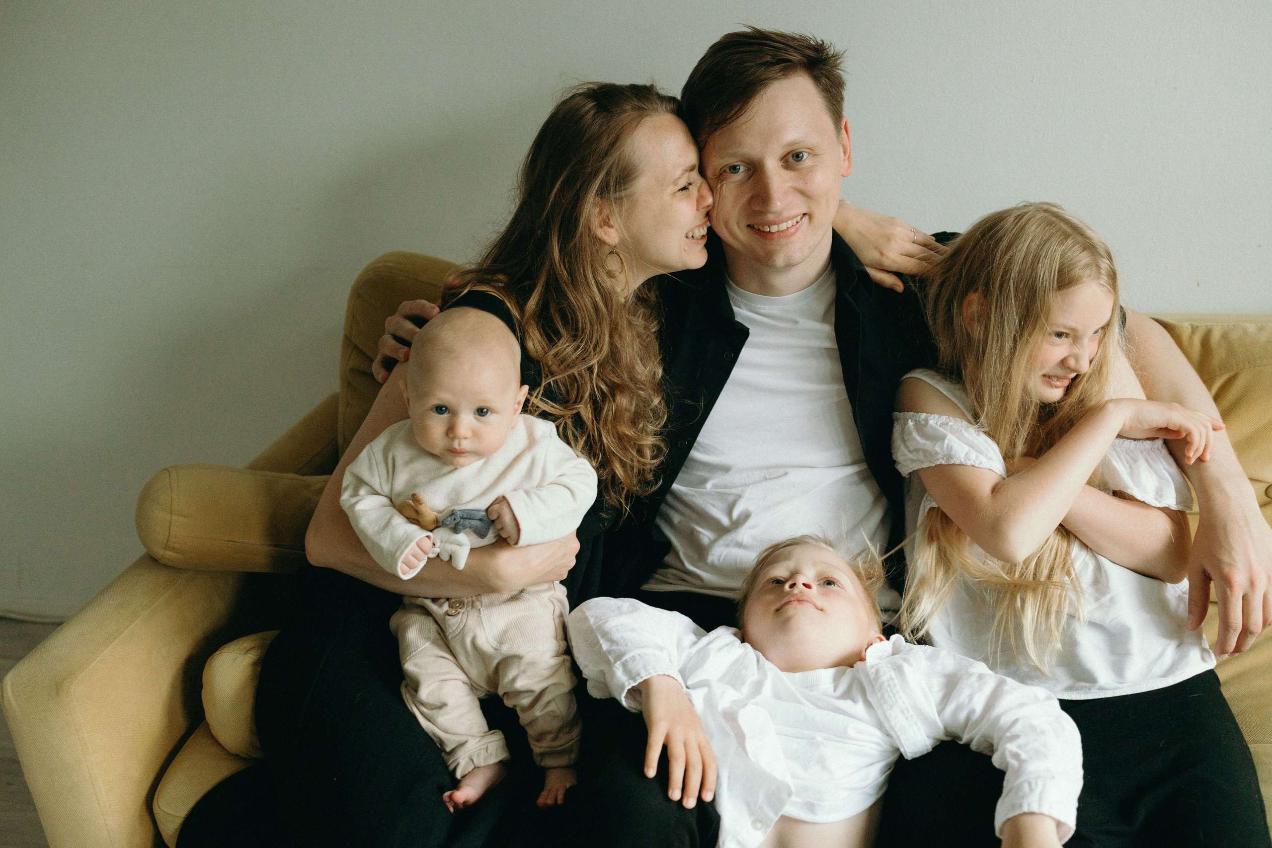Lovely family. Family and portrait photographer Helsinki