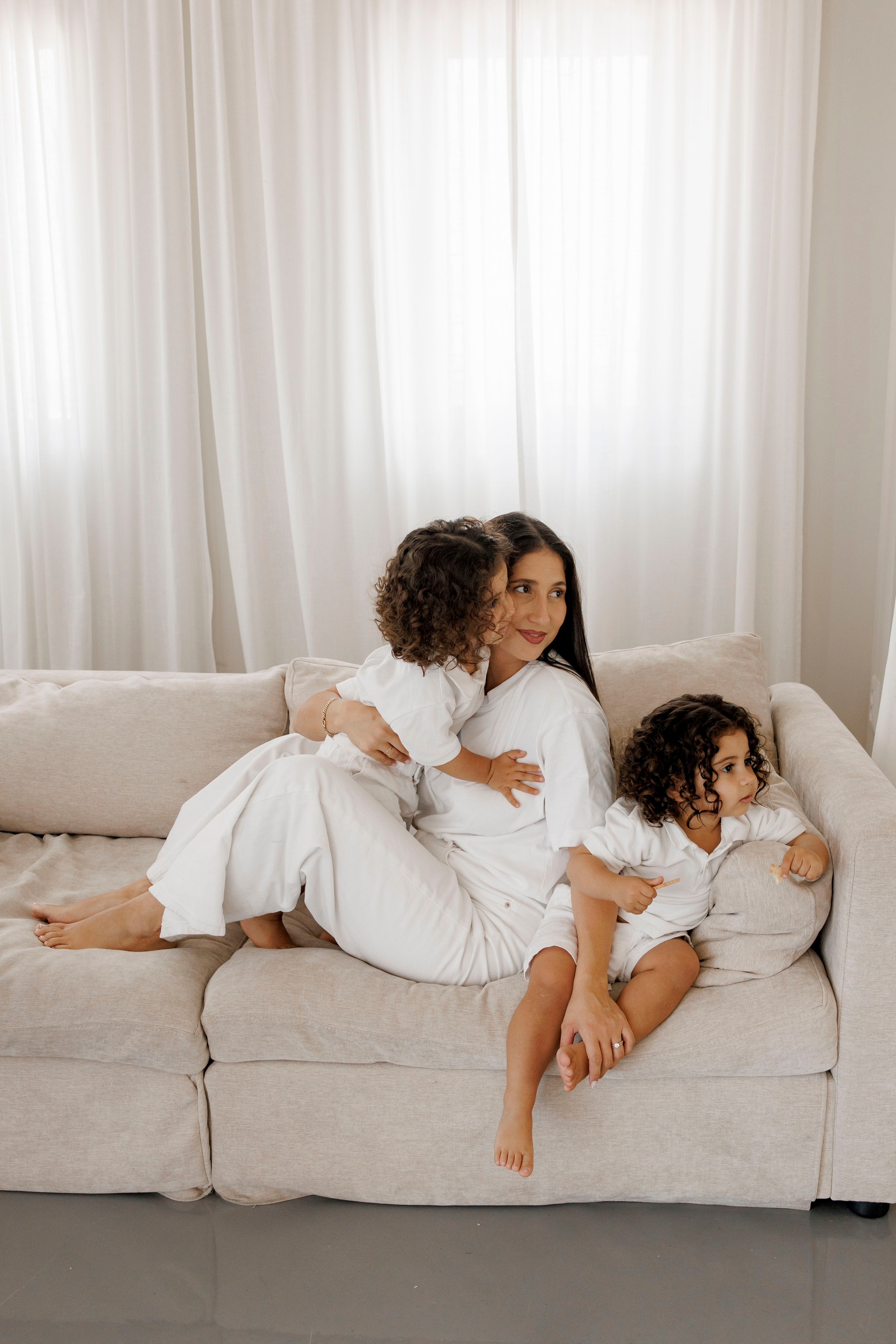 Family photoshoot inside the studio in Hadera. Wedding and family photographer