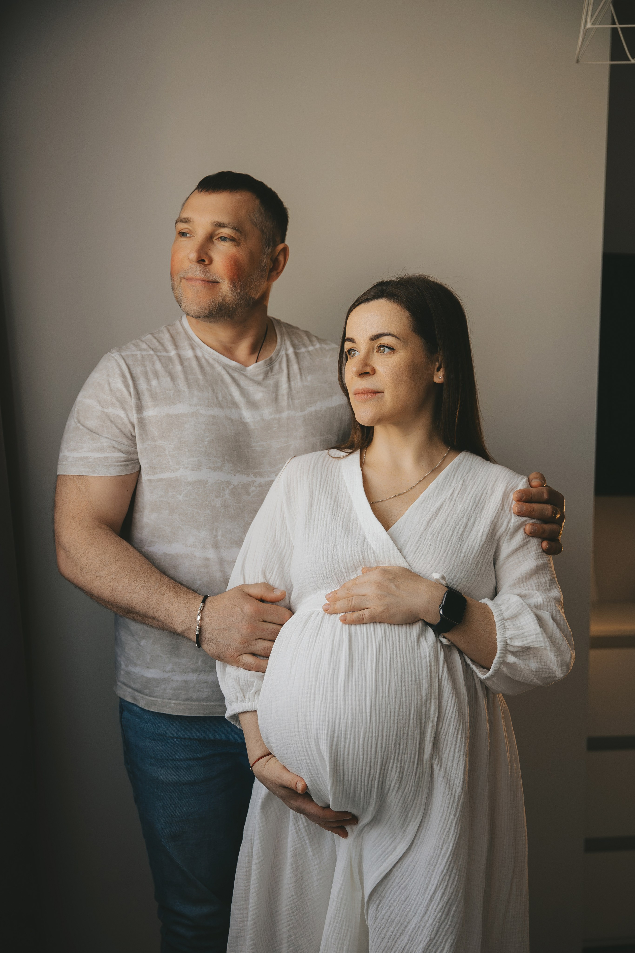 Фотосессия беременности дома с семьей. Семейный и женский фотограф в Москве Надежда Воробьева