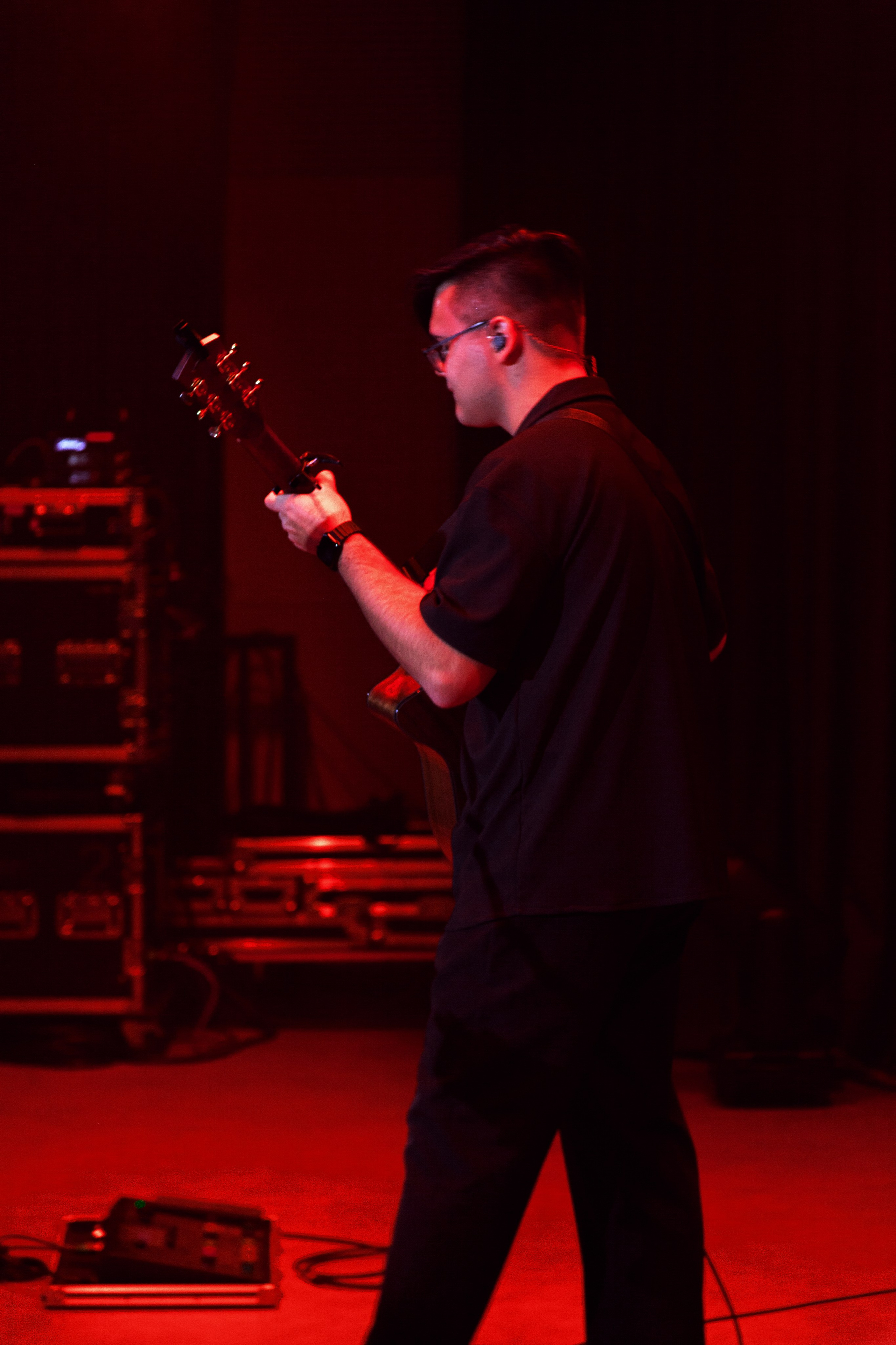 Дамир. Сольник Ноябрь 2025. Design Muginov