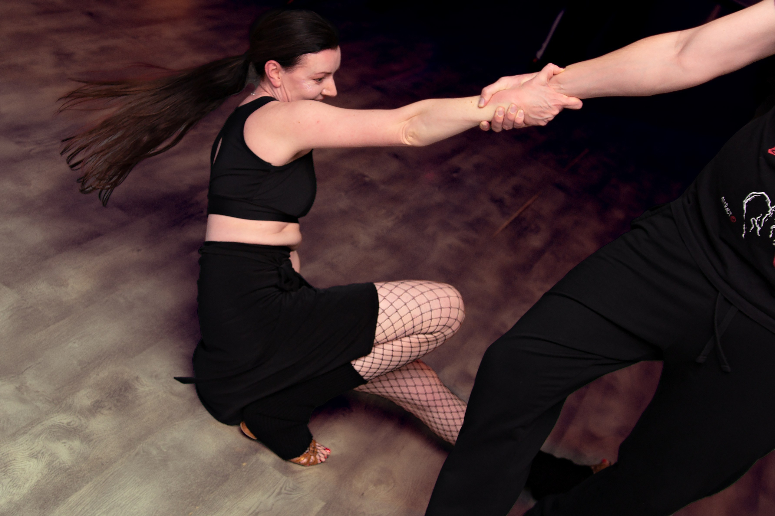 Вечеринка в школе танцев Dance cafe