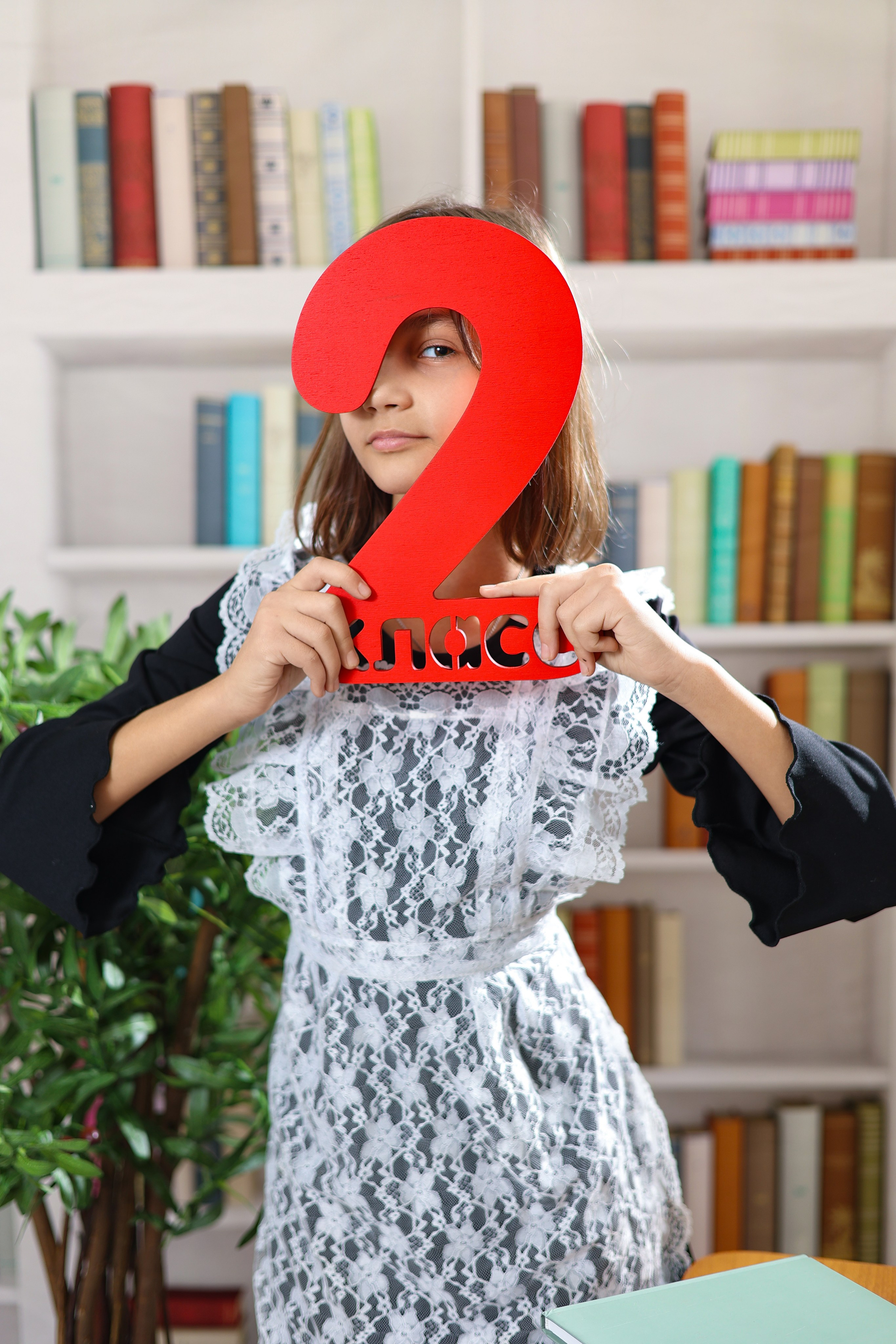 Библиотека светлая. Выпускные альбомы в Иваново в детский сад и школу. Александр и Светлана Янкины