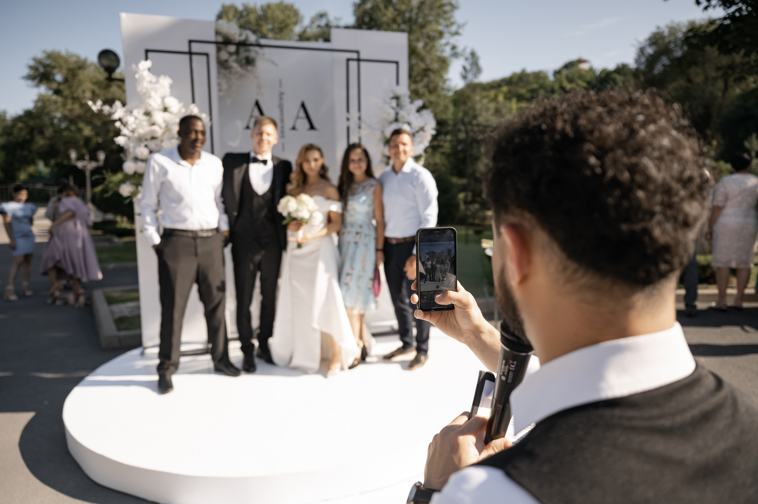 Ведущий Самсон Сахаров