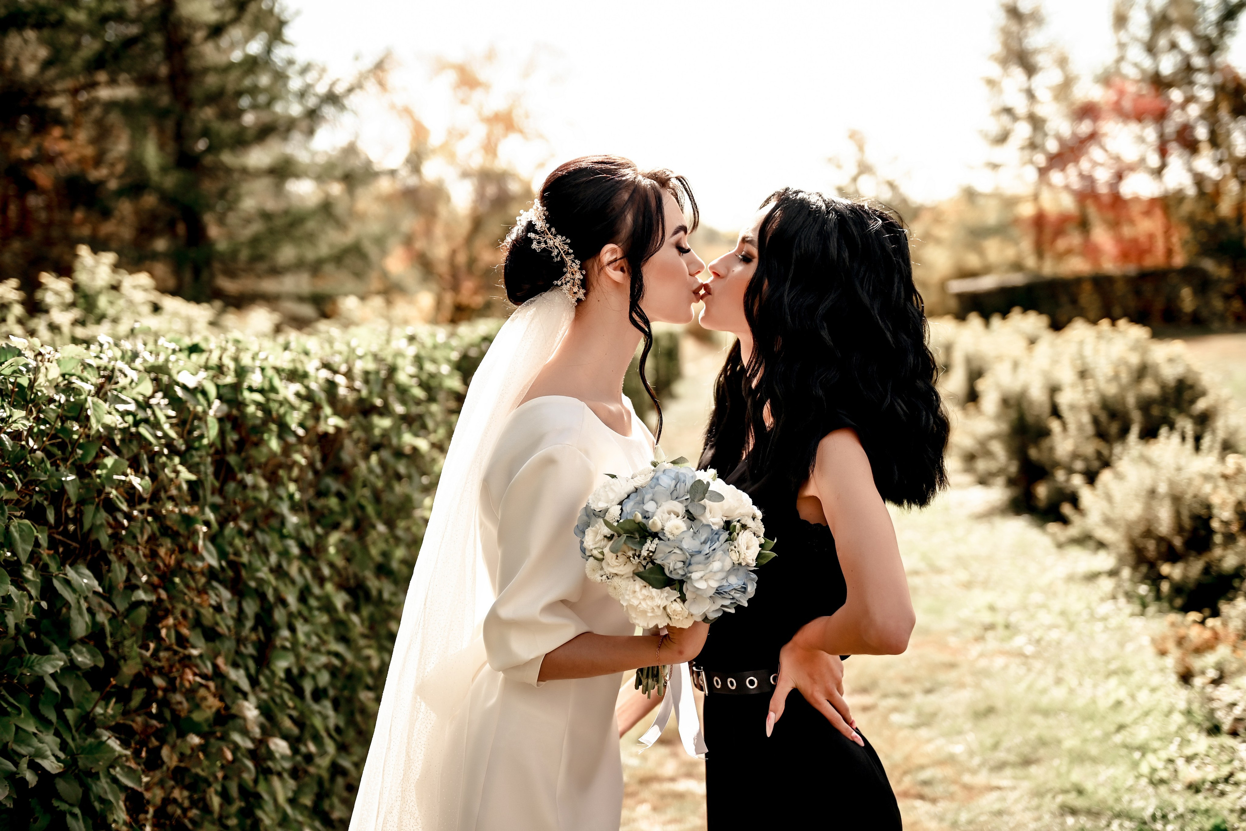 Небольшая часть фото со свадебной съемки Алексея и Даши. Свадебный, семейный, детский, контент фотограф в Омске Максим Ильин