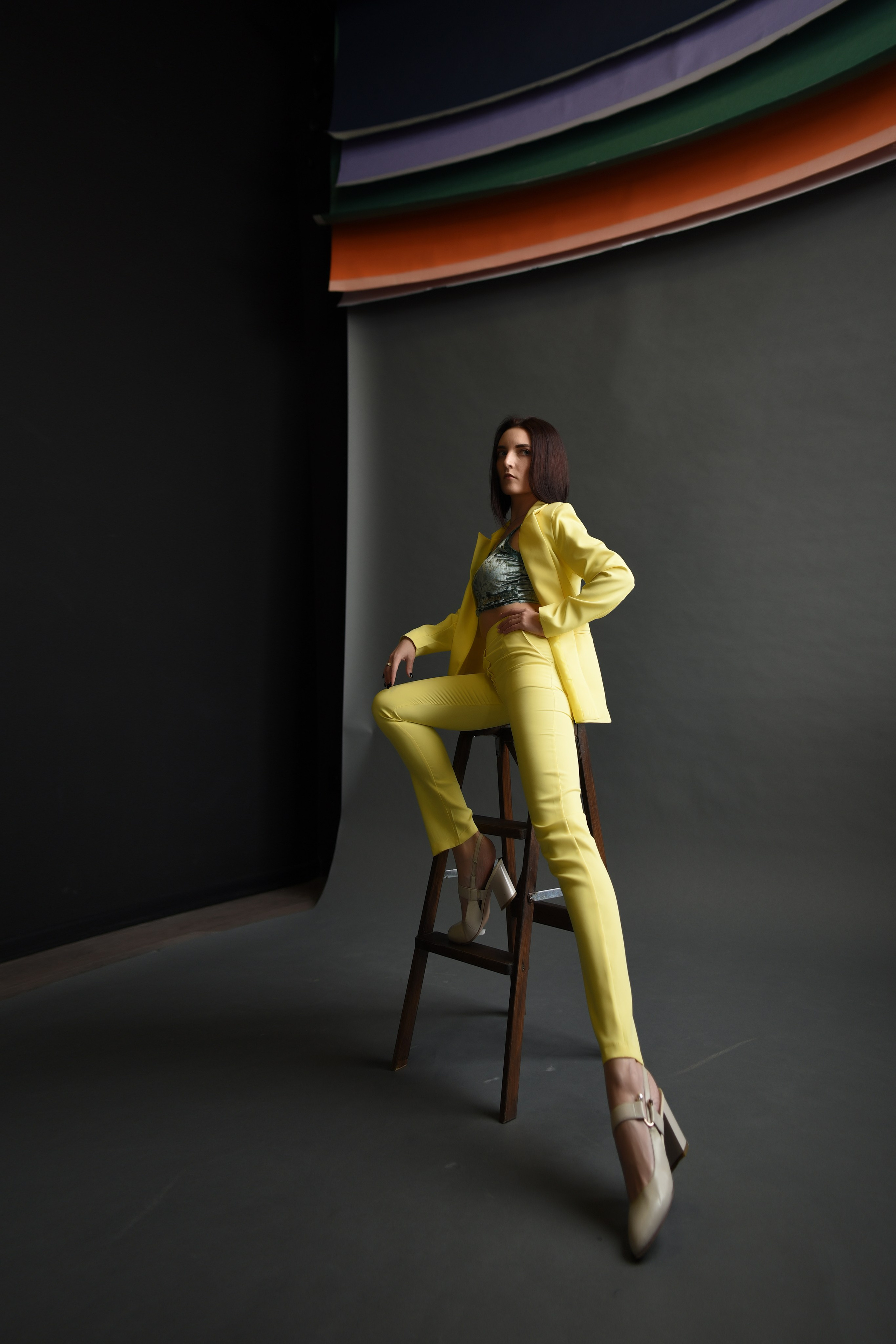 Индивидуальная студийная. Свадебный, семейный, детский, контент фотограф в Омске Максим Ильин