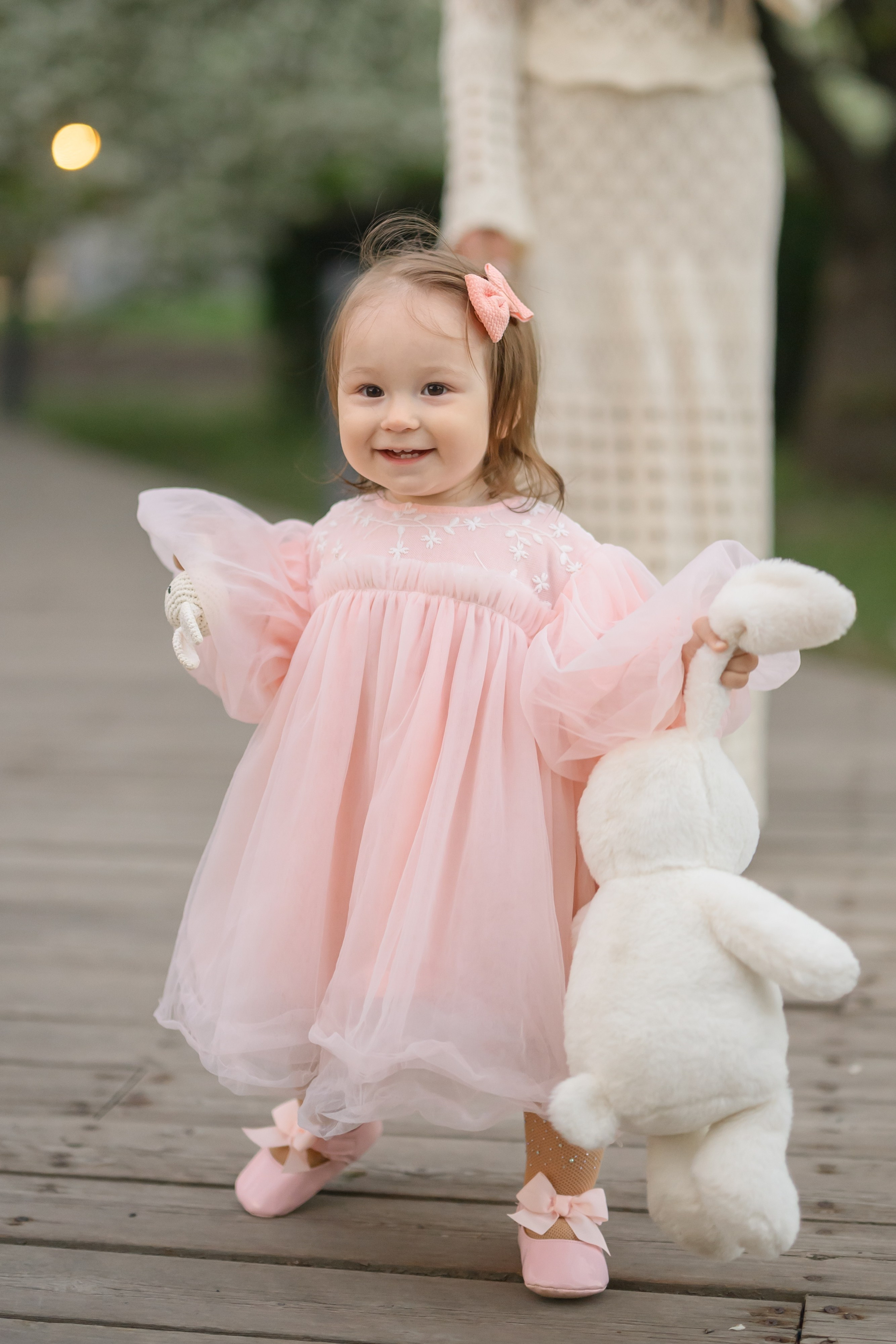 Алиса и Мария. Фотосессия в цветении в парке Музеон. Semerlina.ru