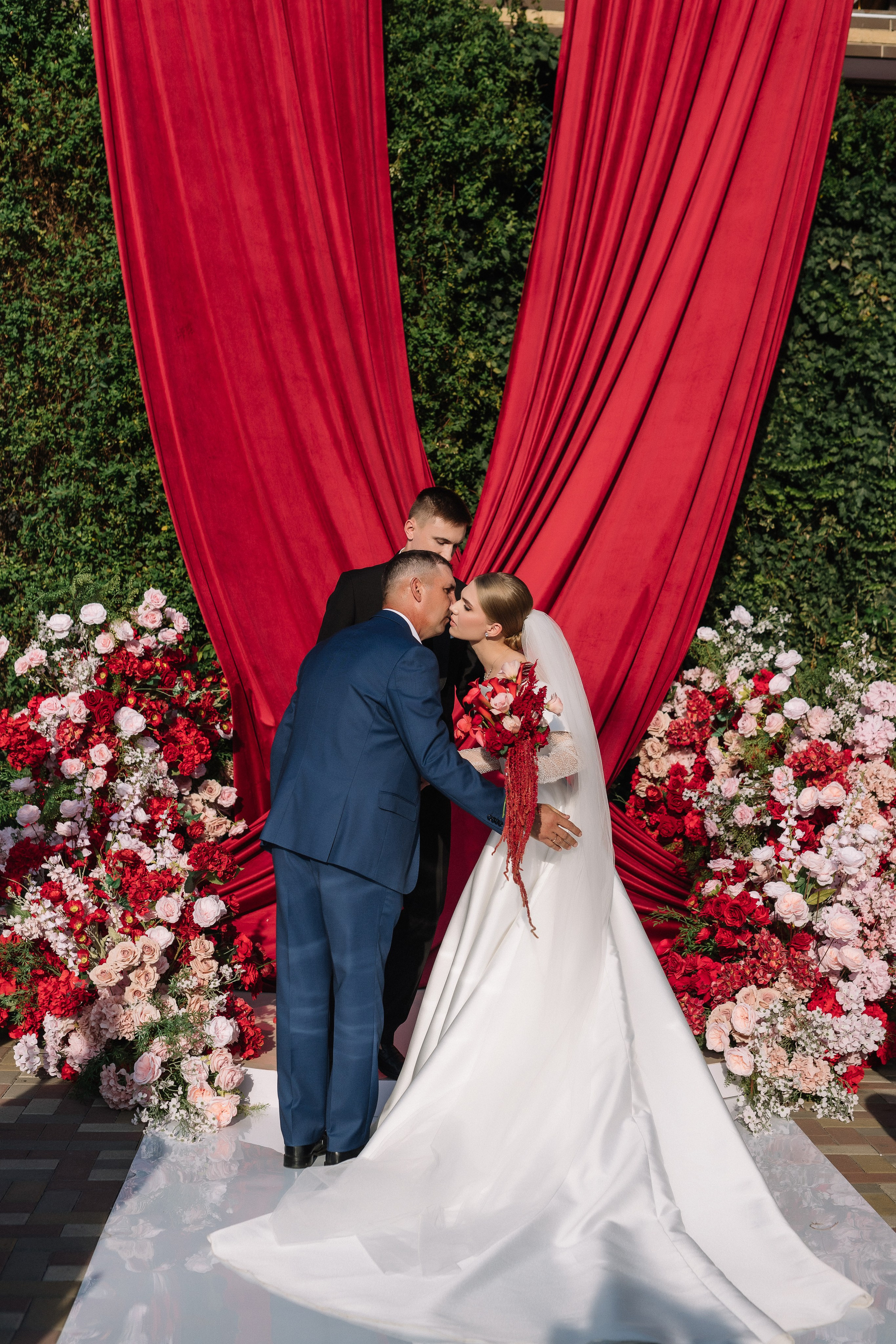 Максим и Алина. Свадебный фотограф в Краснодаре Булатова Наталия