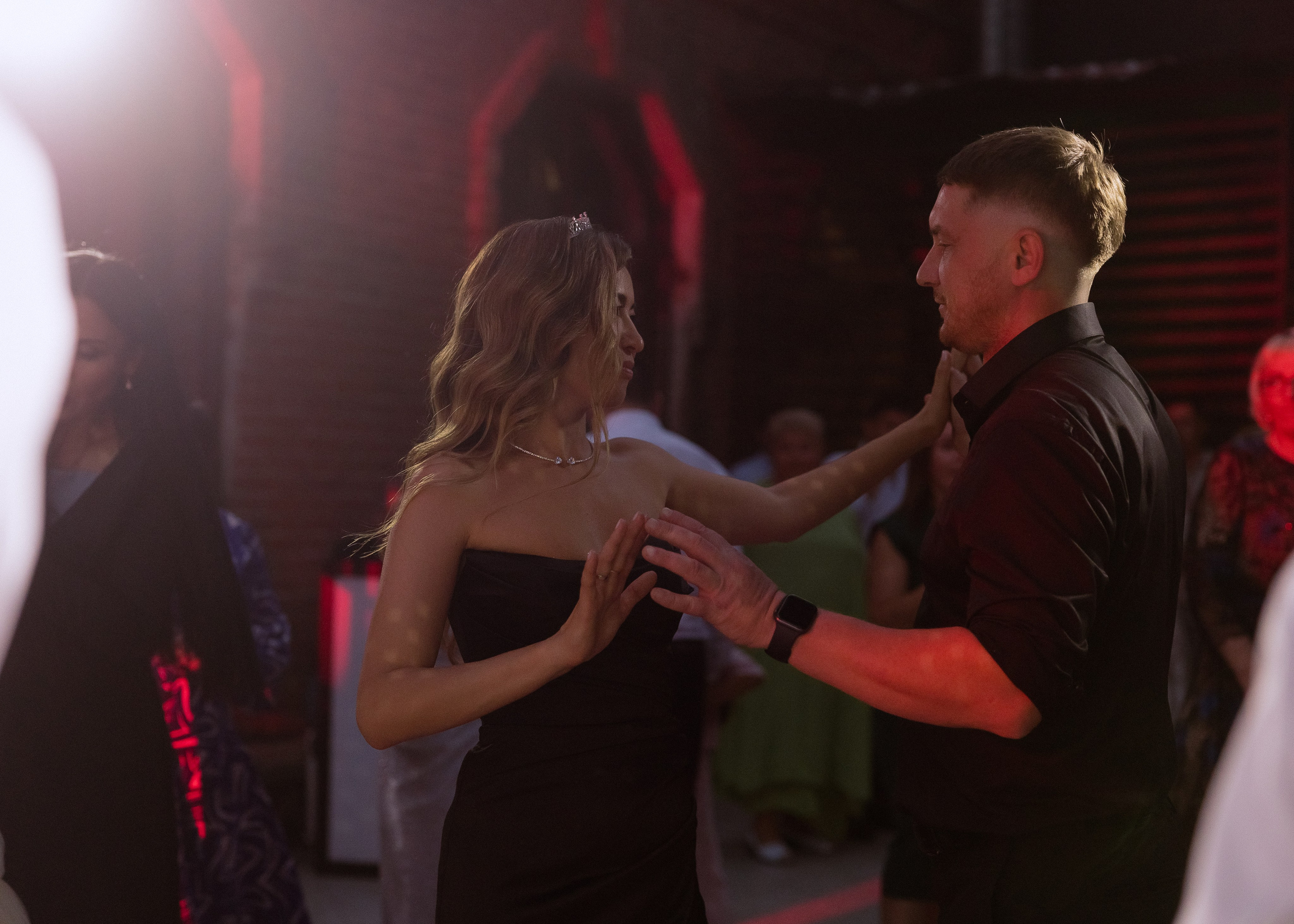 Дмитрий и Алита. Фотограф Эмиль Исякаев