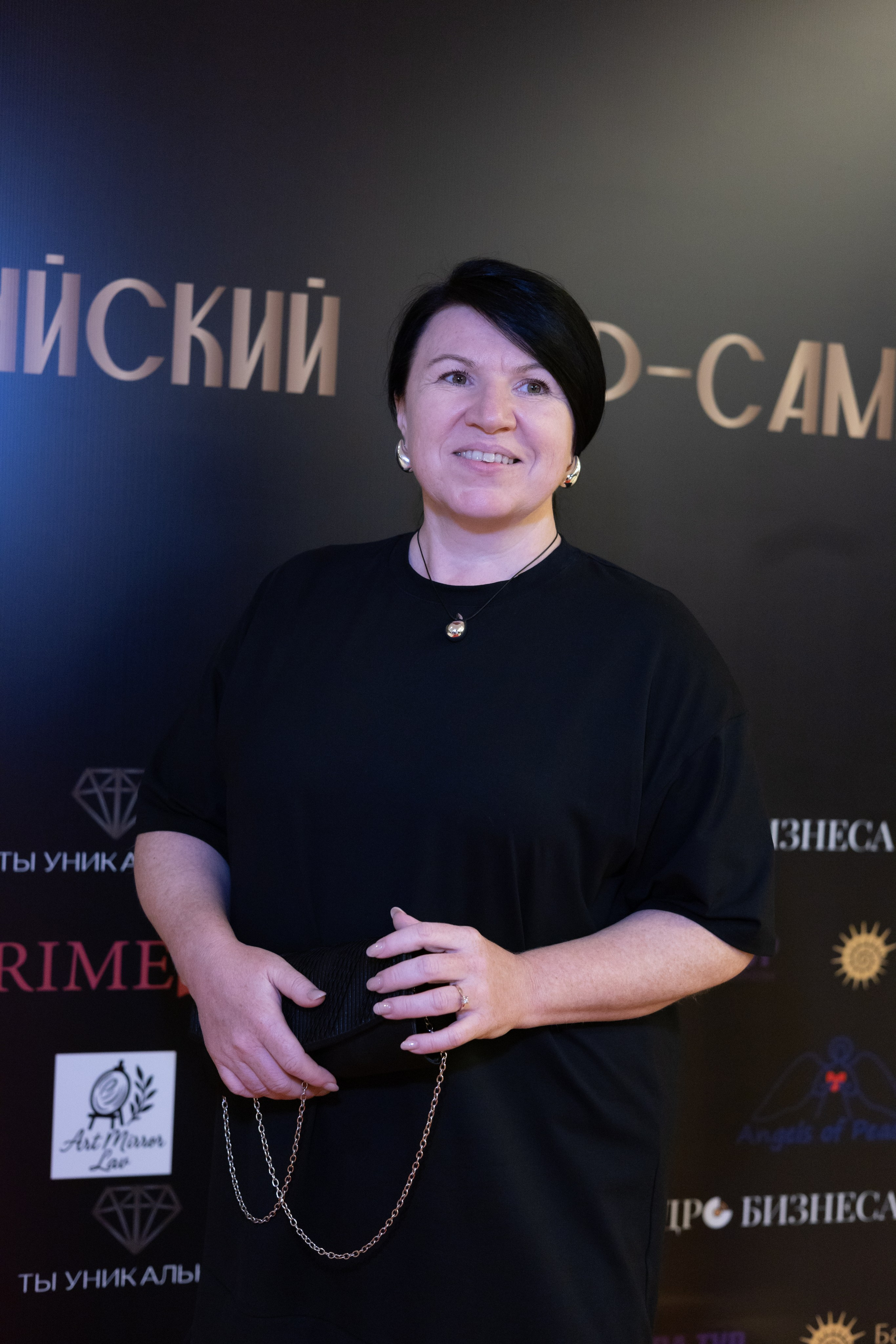 Всероссийский PR-SAMMIT. Фотограф Красноярск съемки лавстори, фотосессия в студии, портретная съемка, творческие фотосессии